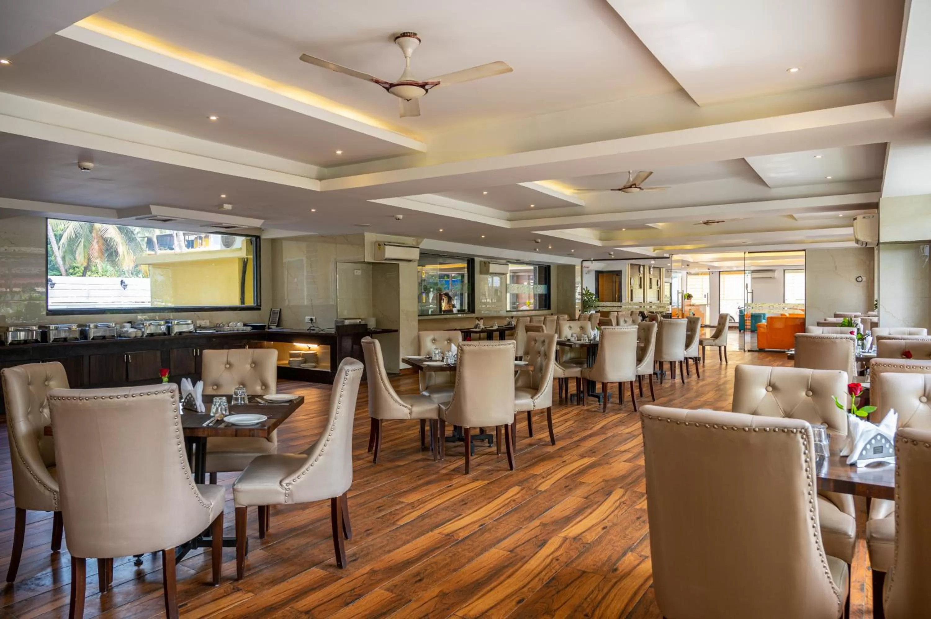 Restaurant/places to eat in BELLS BEACH RESORT , A Unit of Resort De Balneaire