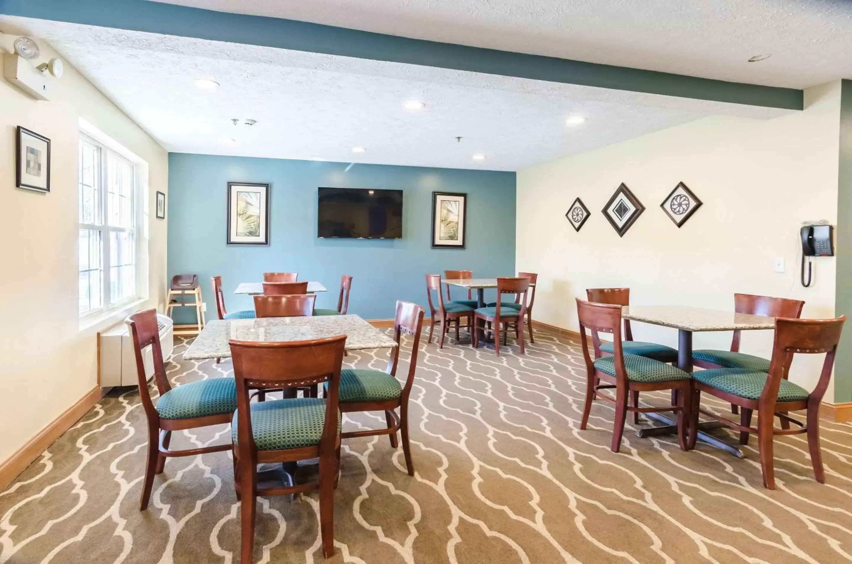 Restaurant/Places to Eat in Comfort Inn Wytheville - Fort Chiswell