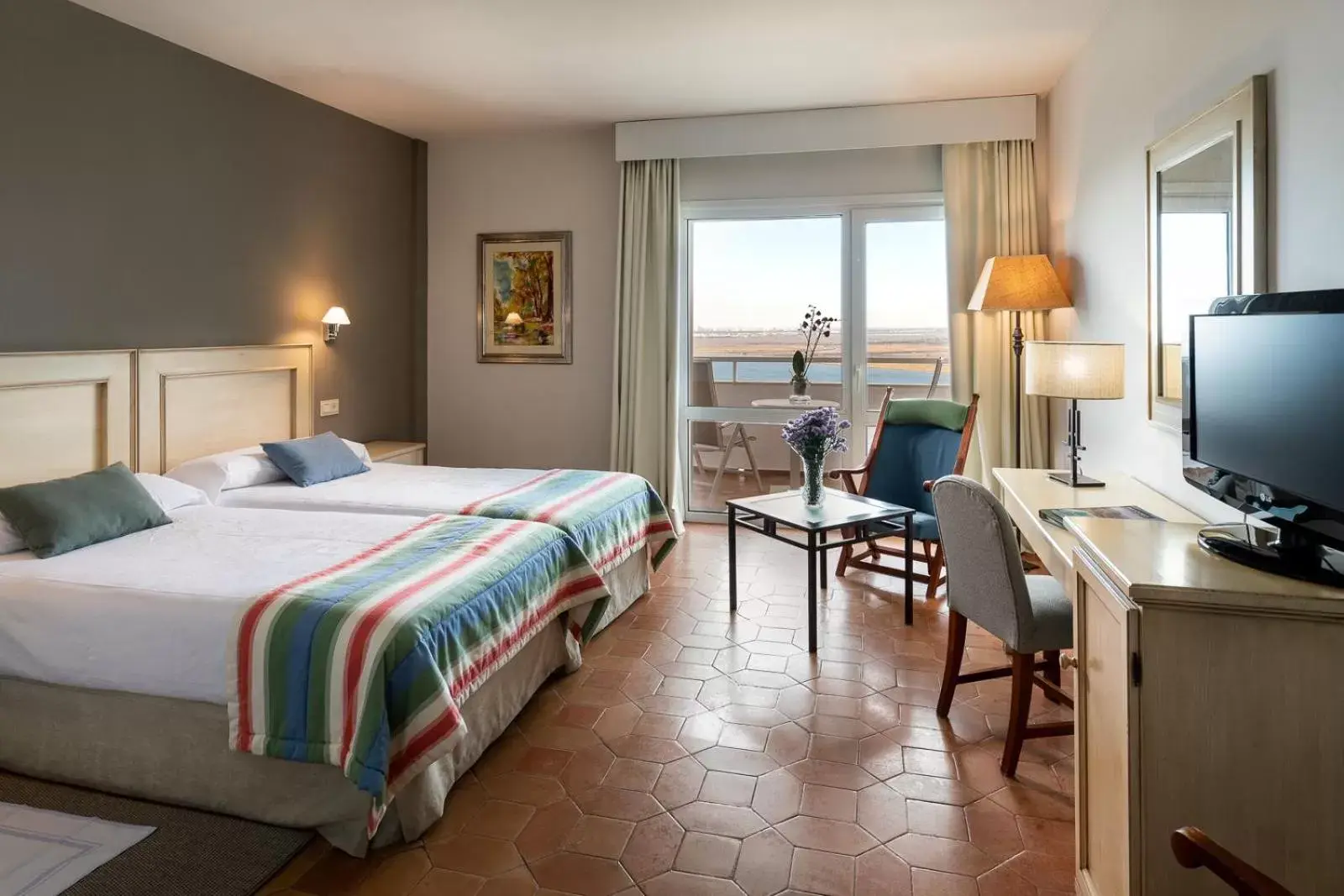 Photo of the whole room, Bed in Parador de Ayamonte Photo of the whole room, Bed in Parador de Ayamonte