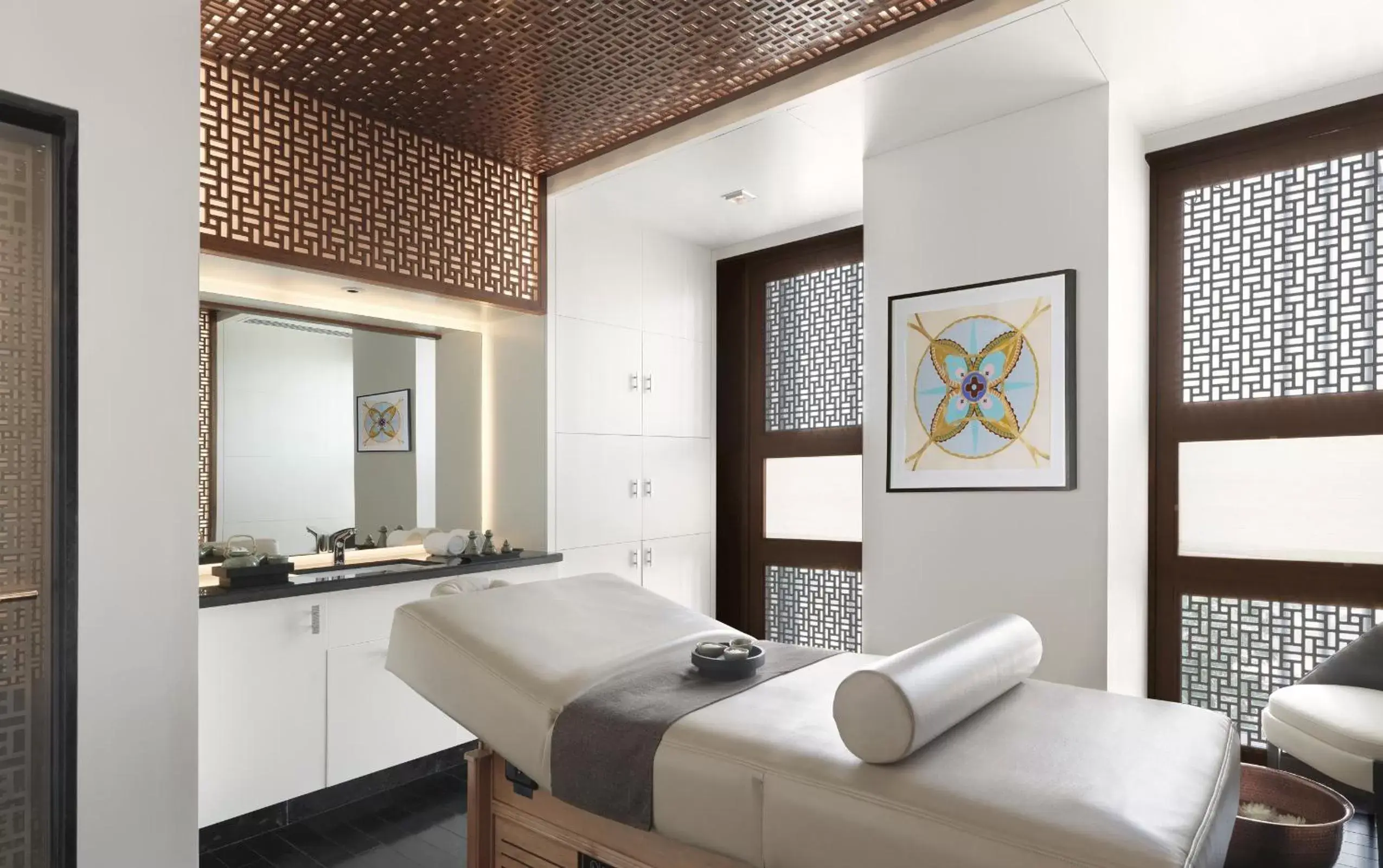 Massage, Bathroom in Four Seasons Hotel Abu Dhabi at Al Maryah Island