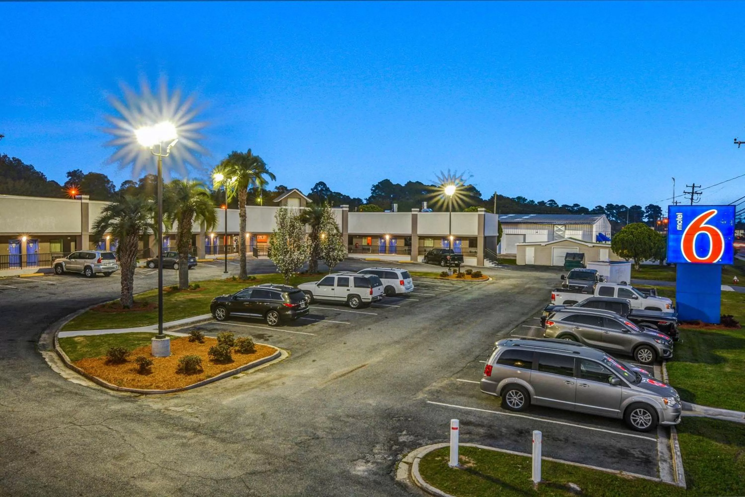 Property building in Motel 6-Moultrie, GA