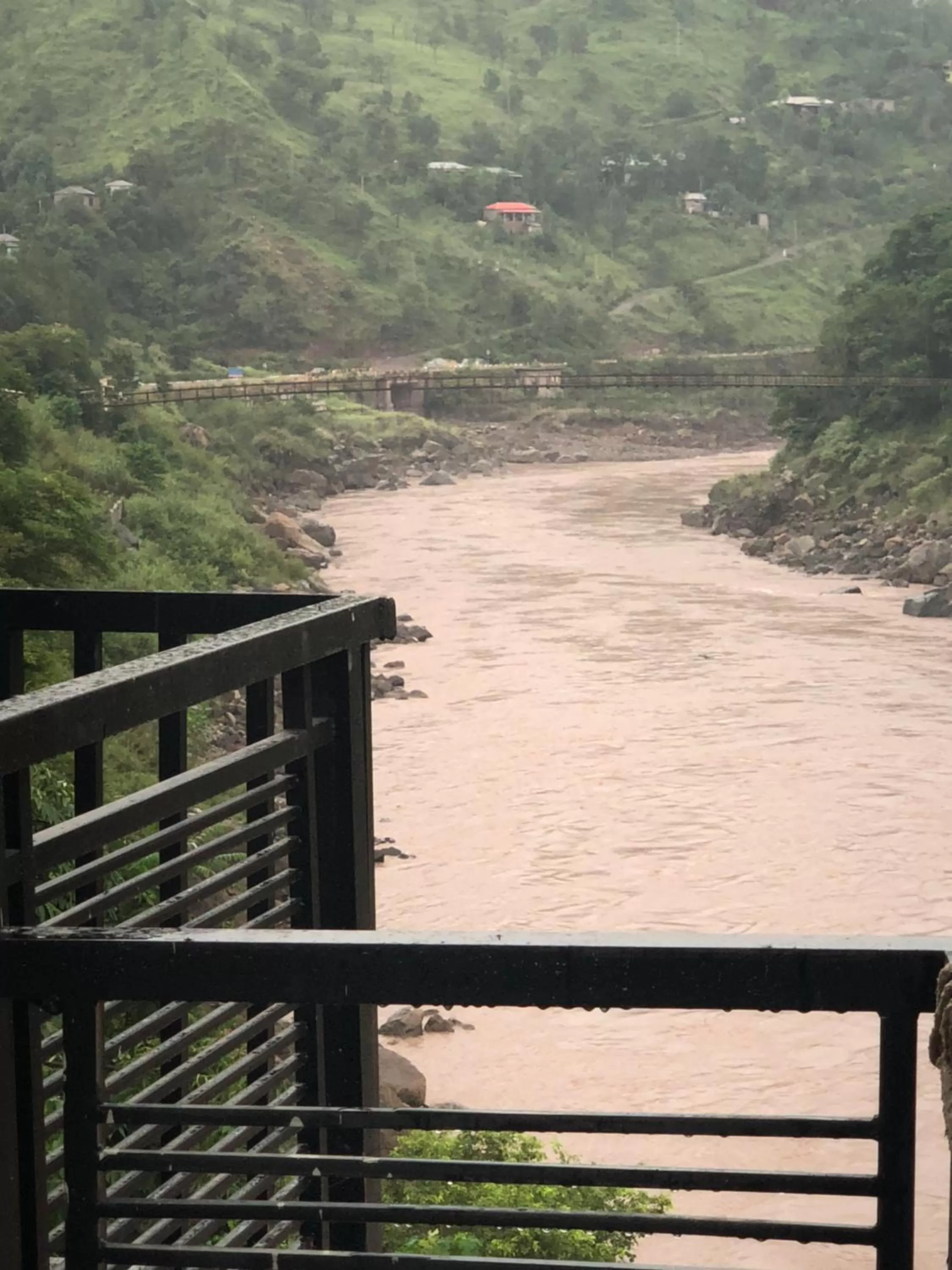 River view in Hotel La Orilla Muzaffarabad