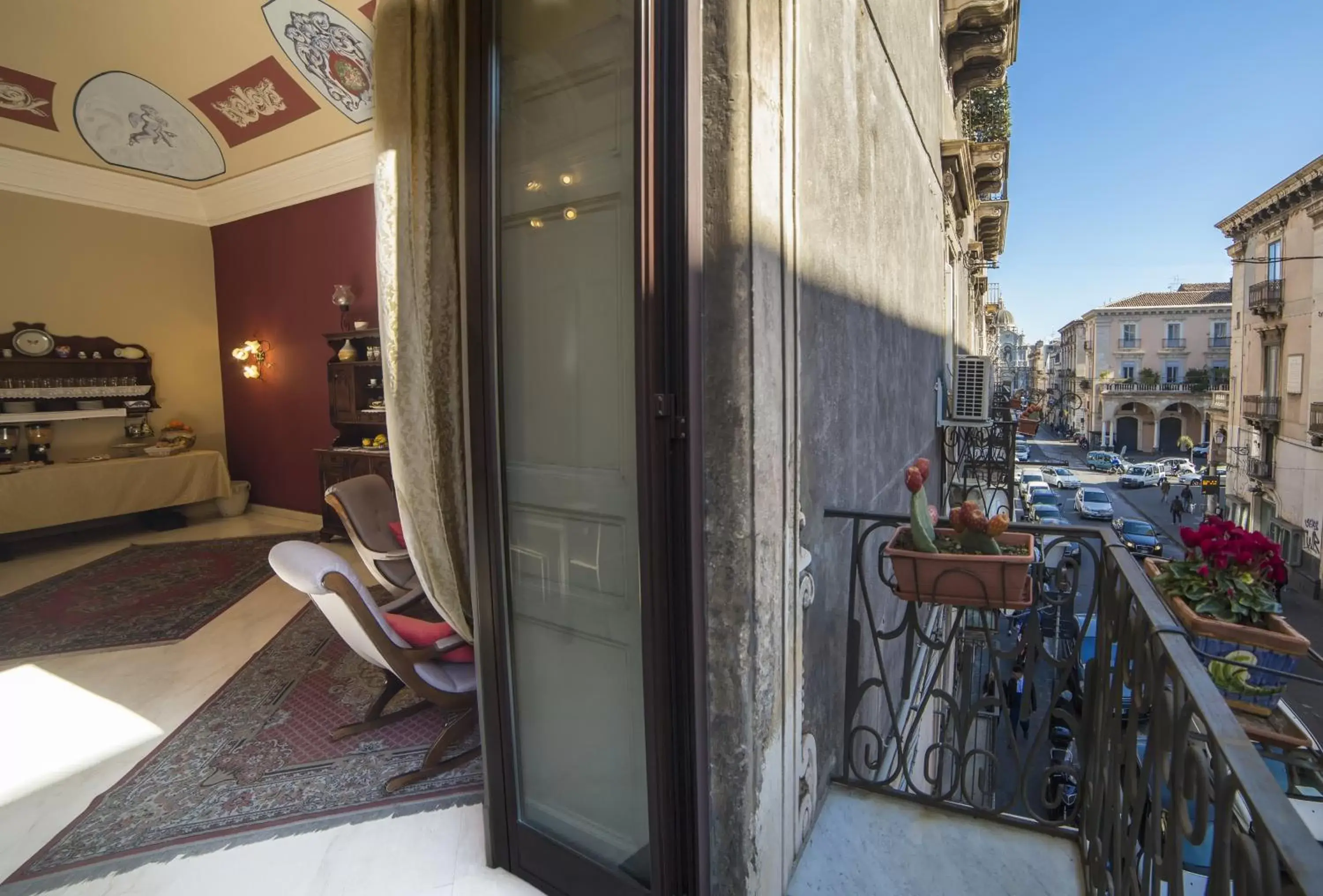 Balcony/Terrace in Catania Inn Rooms