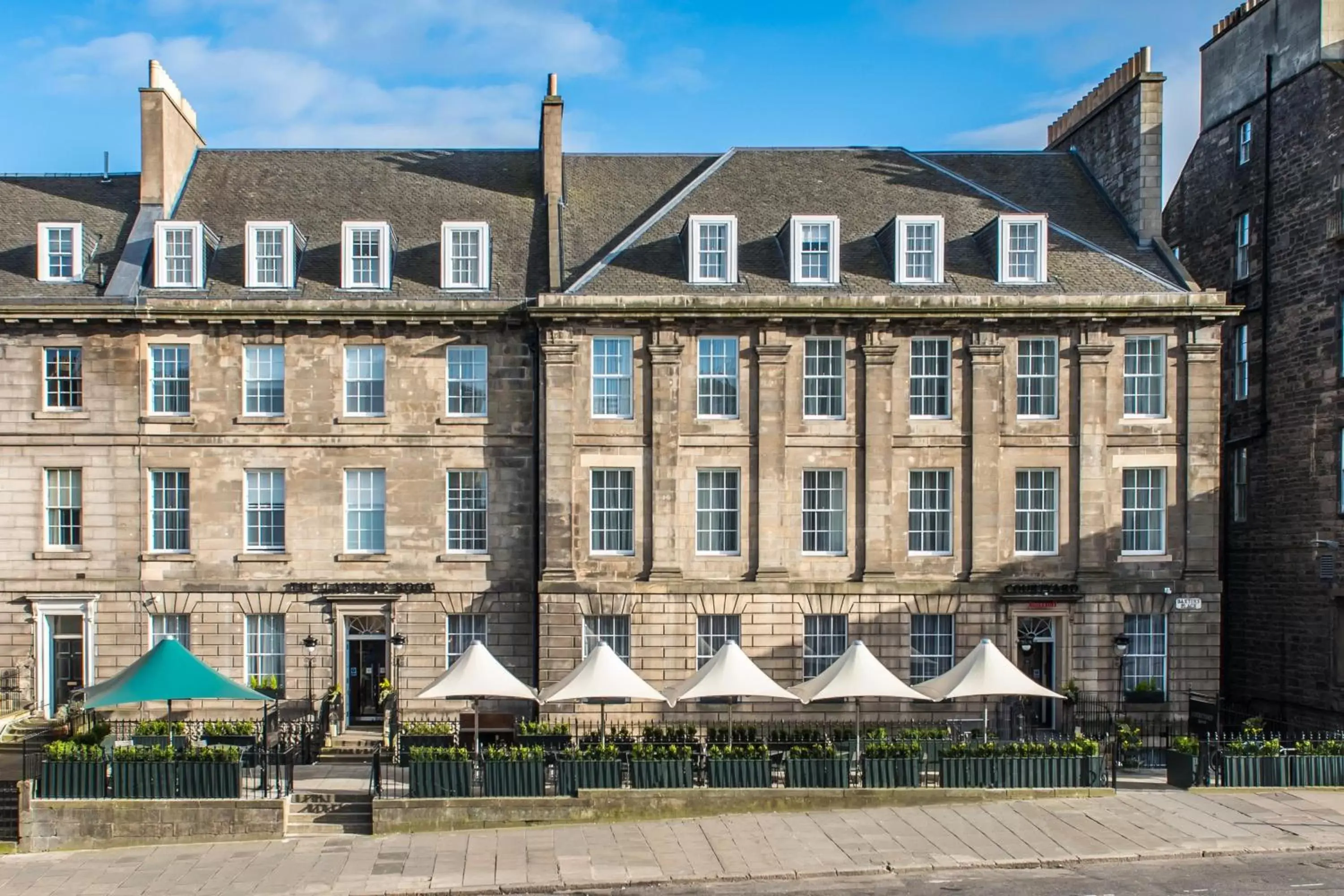 Property Building in Courtyard by Marriott Edinburgh