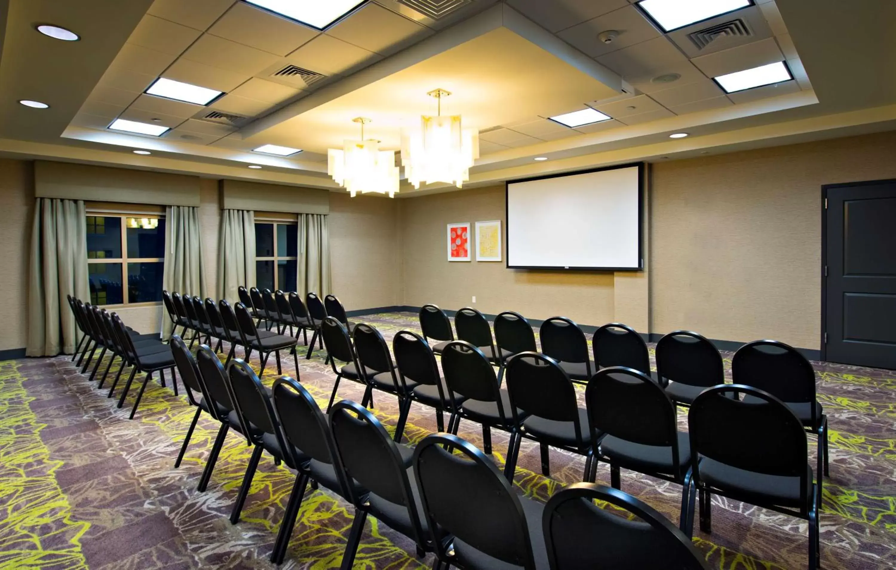 Meeting/conference room in Hilton Garden Inn Charleston Waterfront/Downtown