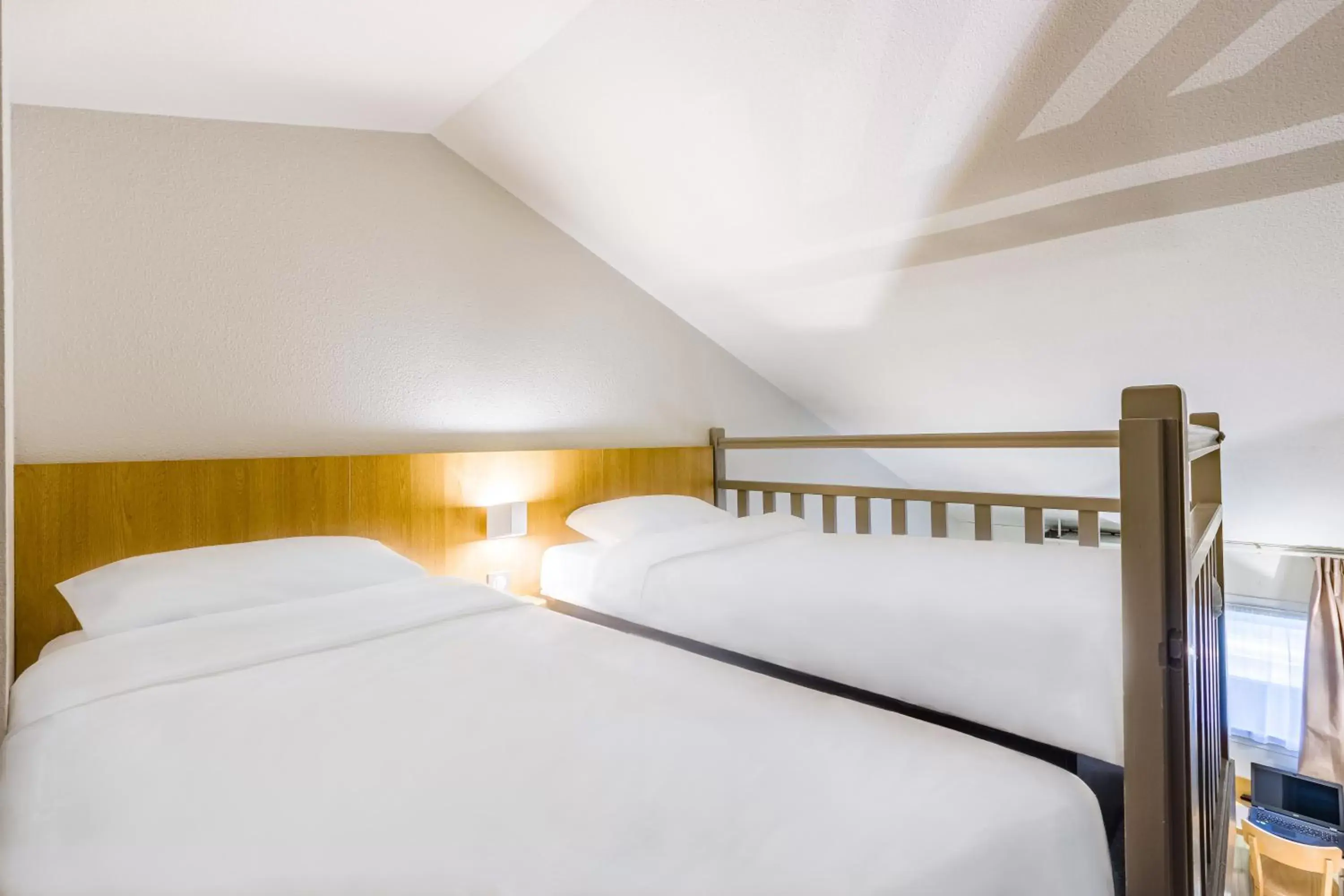 Bedroom, Bed in B&B HOTEL TOURS Sud Joué-lès-Tours