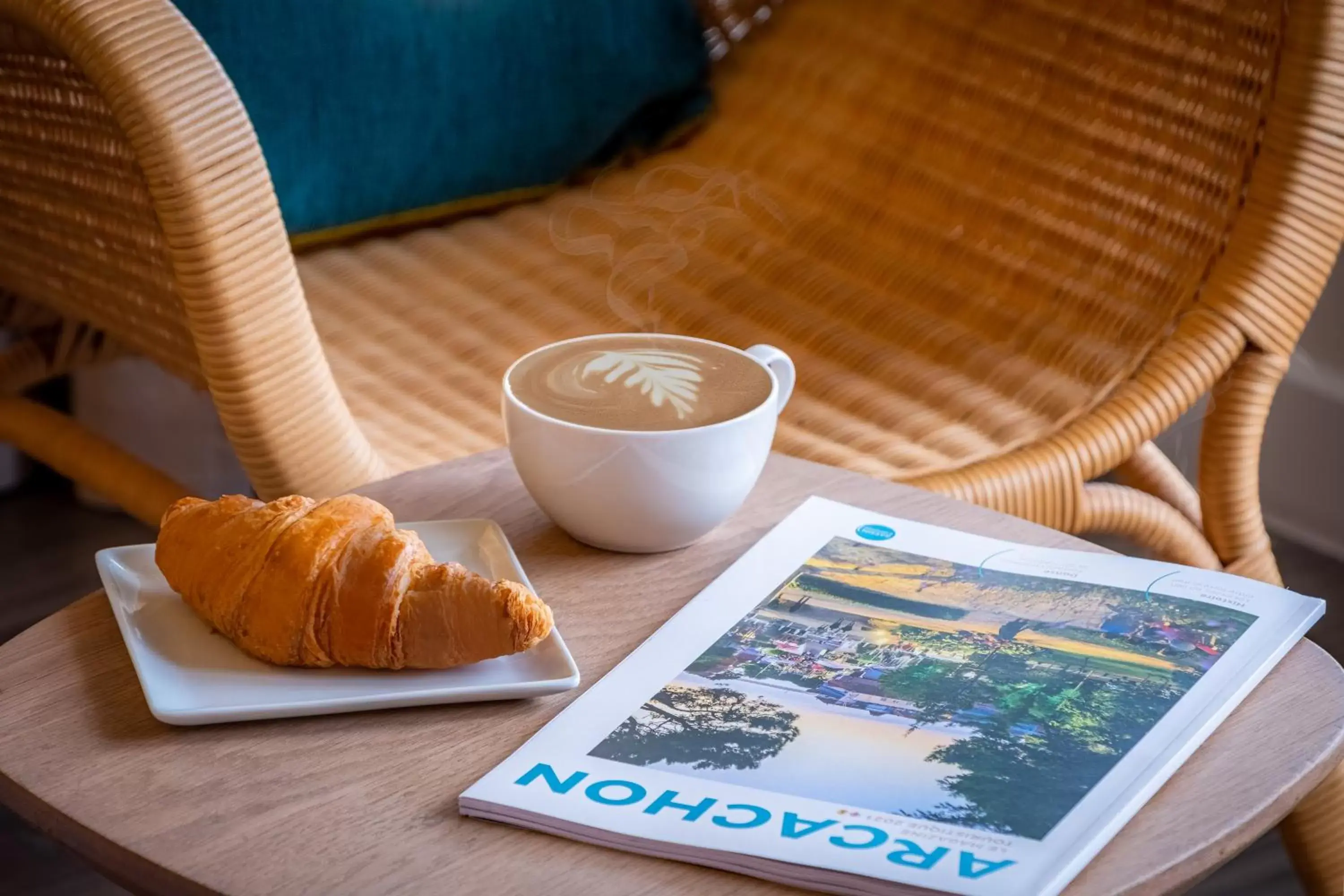 Breakfast in Hôtel Le B d'Arcachon by Inwood Hotels