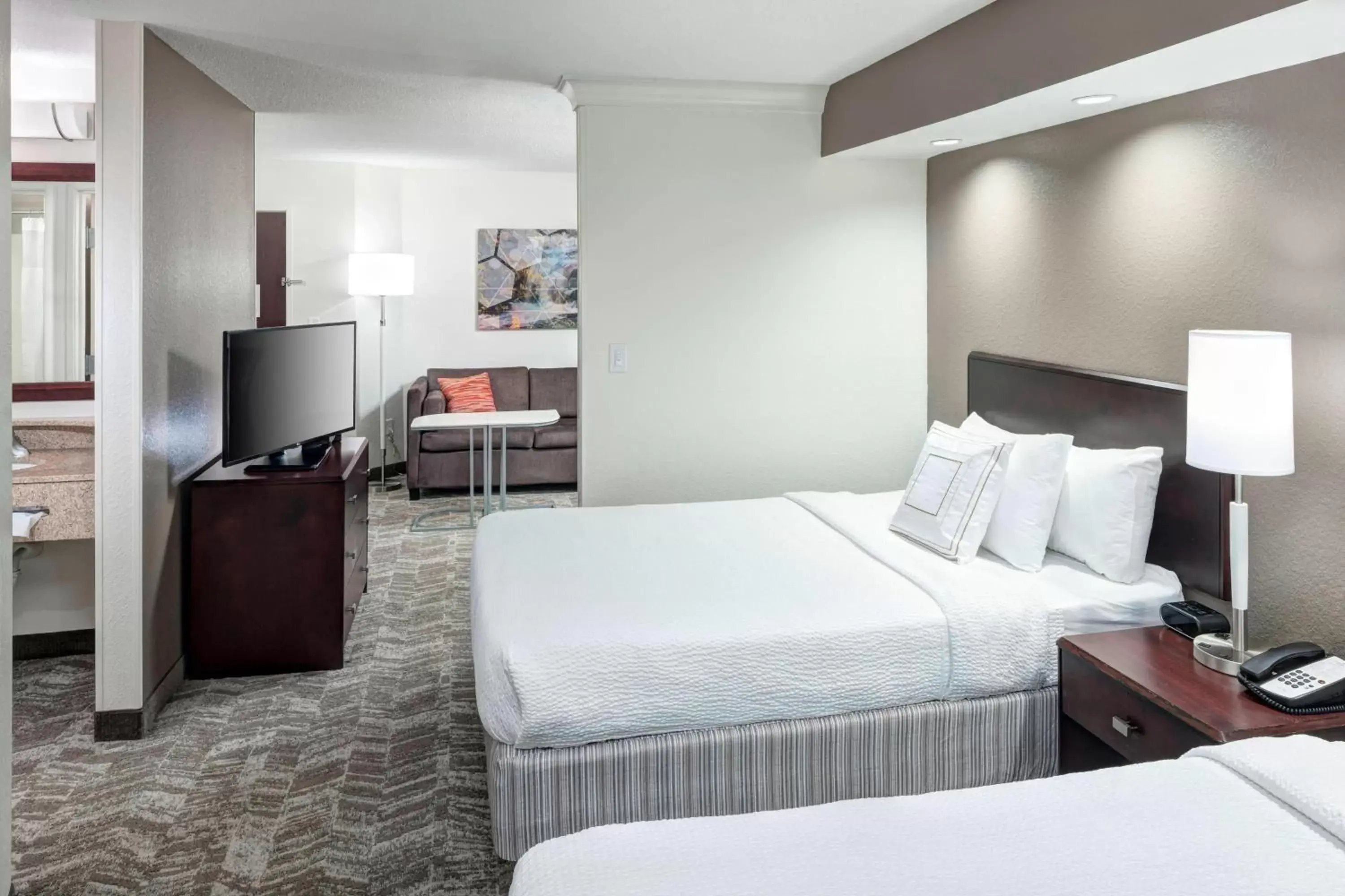 Bedroom, Bed in SpringHill Suites Columbus