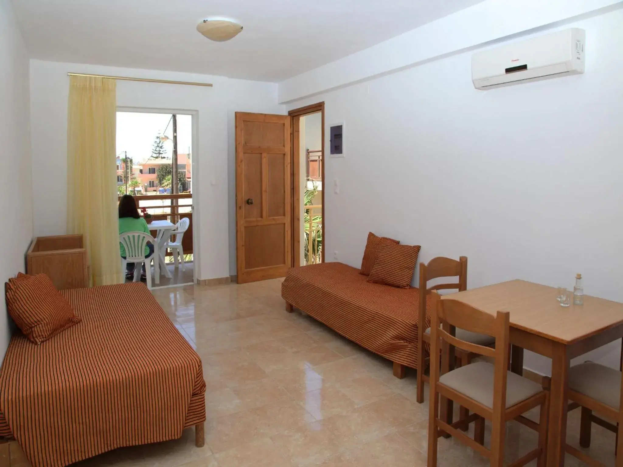 Dining area, Seating Area in Ilian Beach