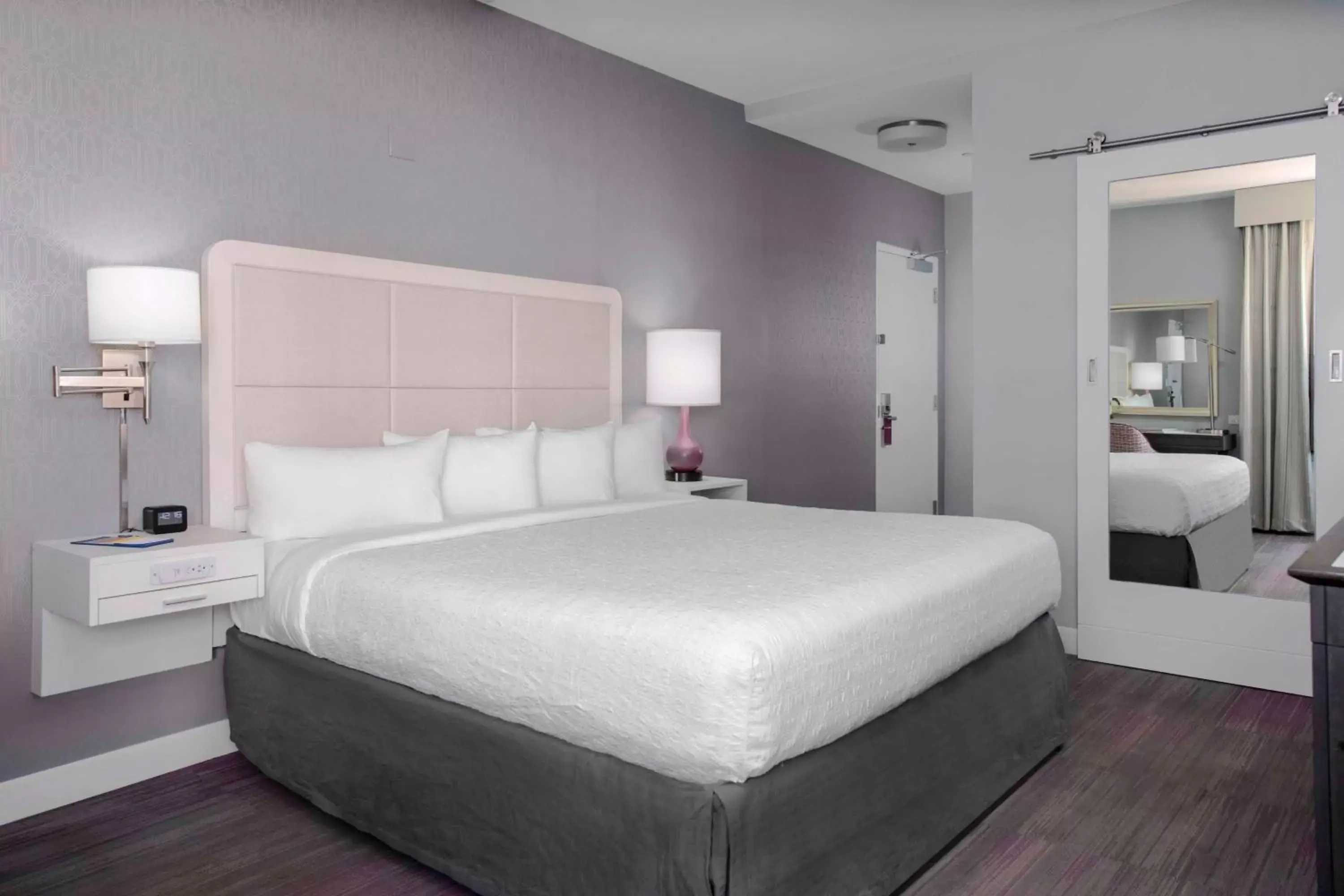 Bed in Hampton Inn Miami Beach - Mid Beach