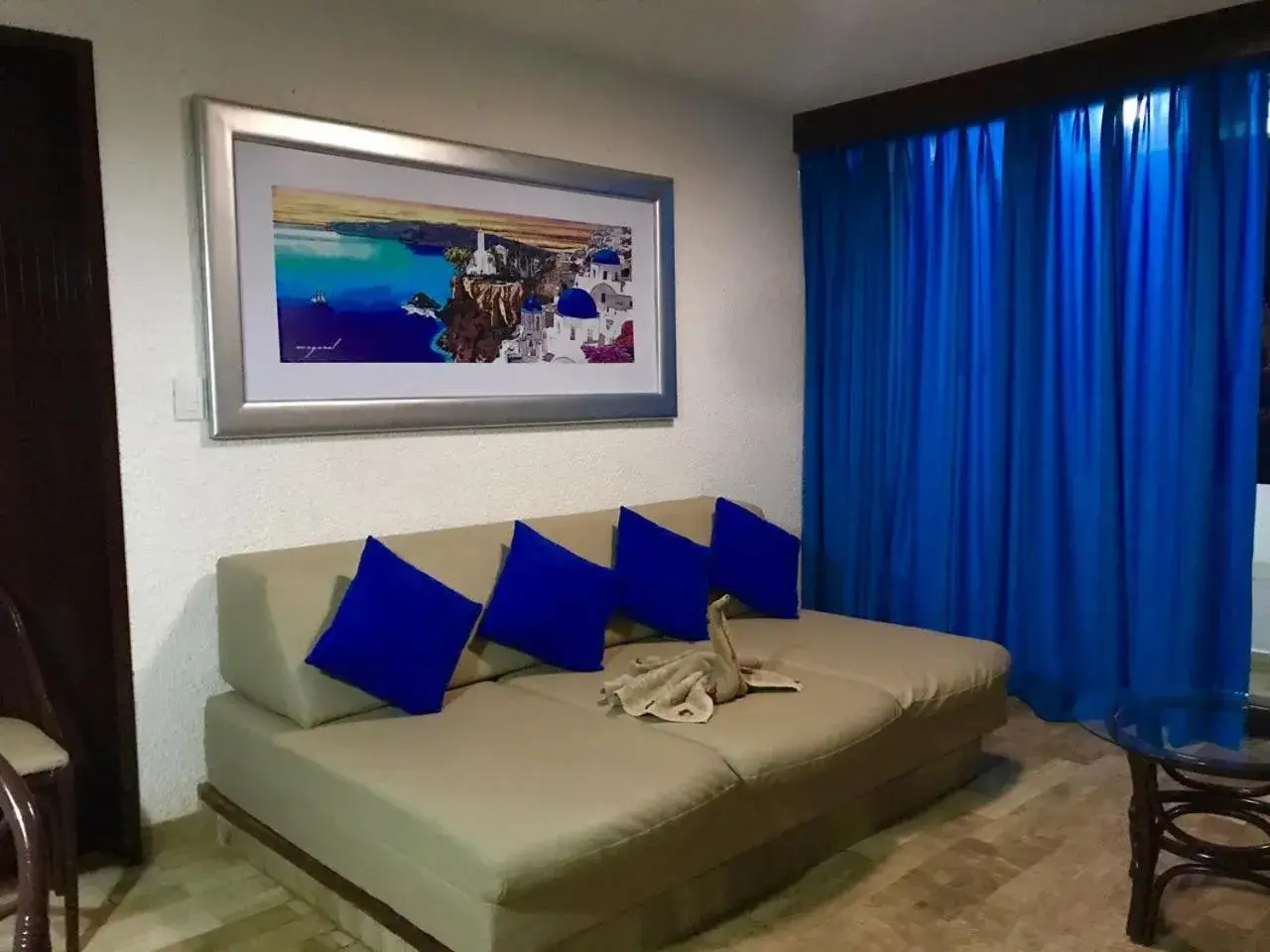 Bed, Seating Area in Ixtapa Palace