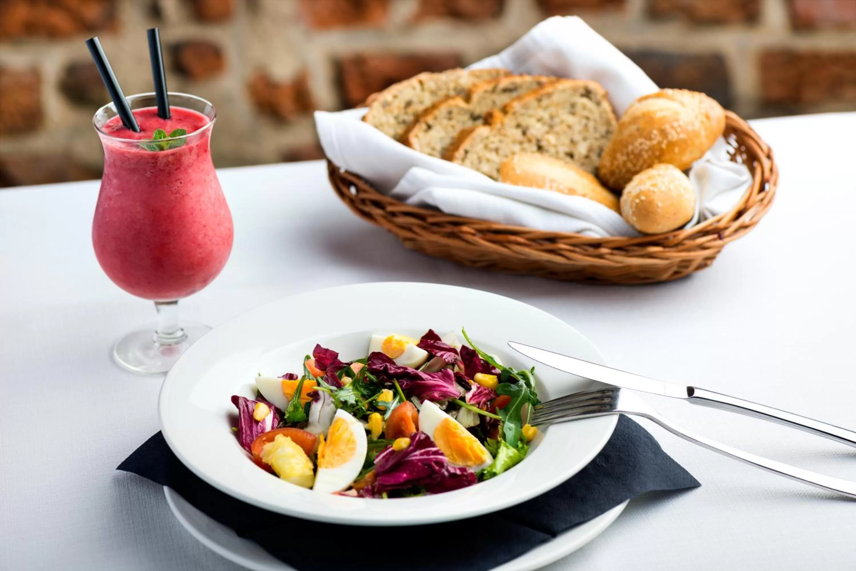 Breakfast in Aparthotel Stare Miasto