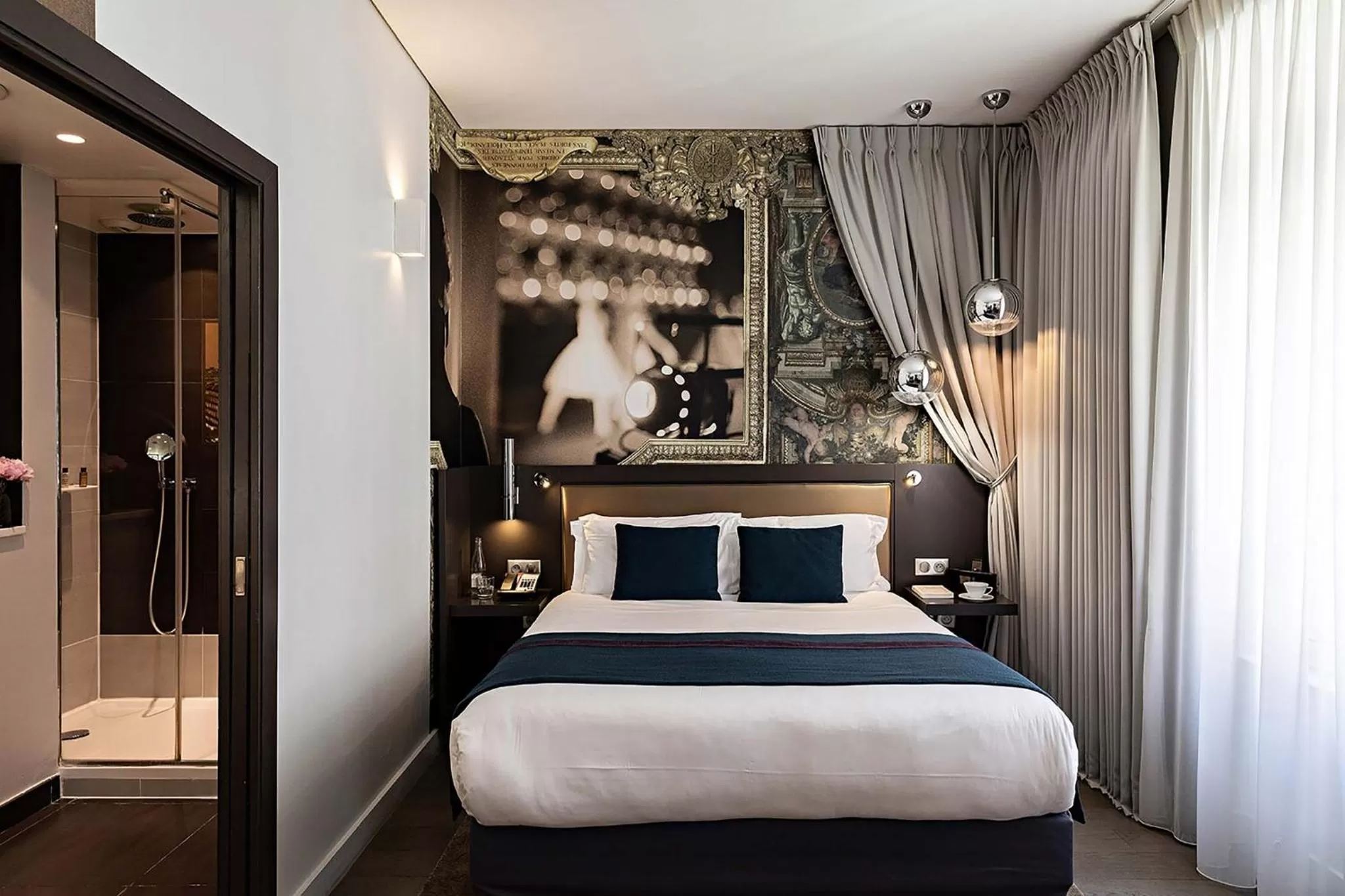 Photo of the whole room, Bed in Hotel Indigo Paris - Opera by IHG