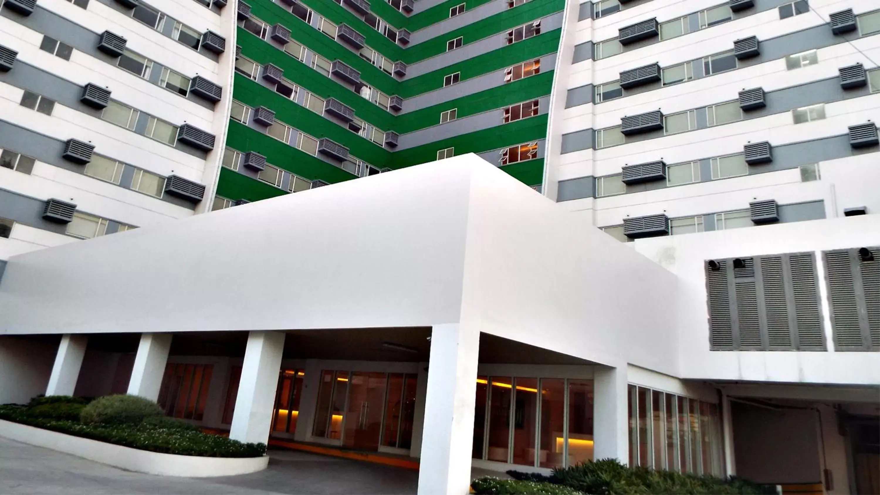 Facade/entrance, Property Building in Hotel 101 - Manila