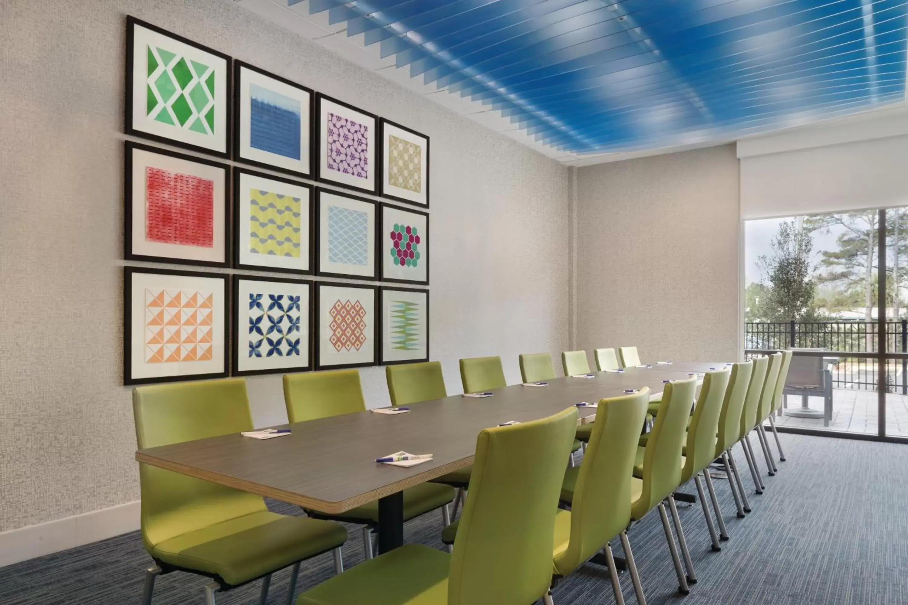 Meeting/conference room in Holiday Inn Express Newnan, an IHG Hotel