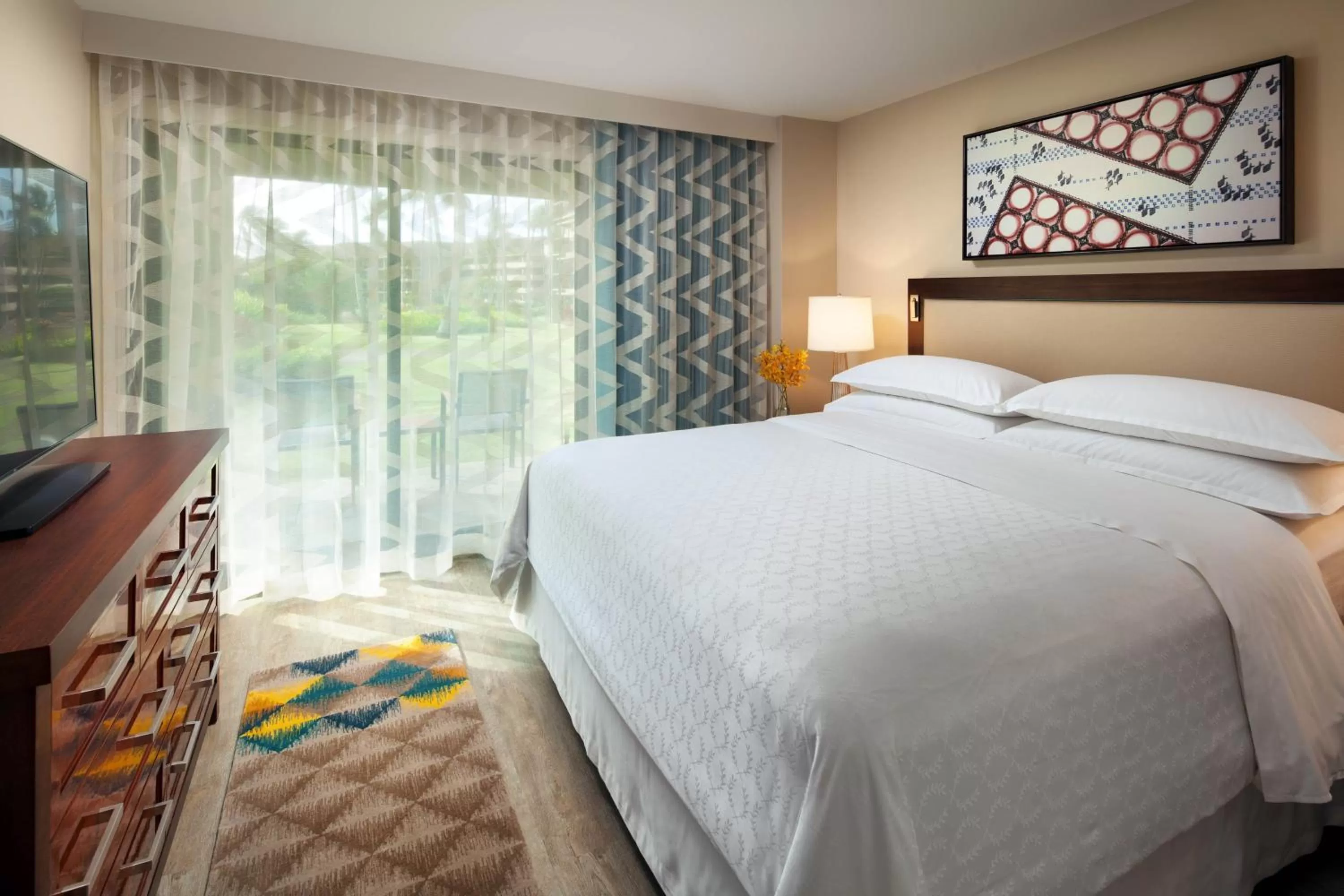 Bedroom, Bed in Sheraton Kauai Resort Villas