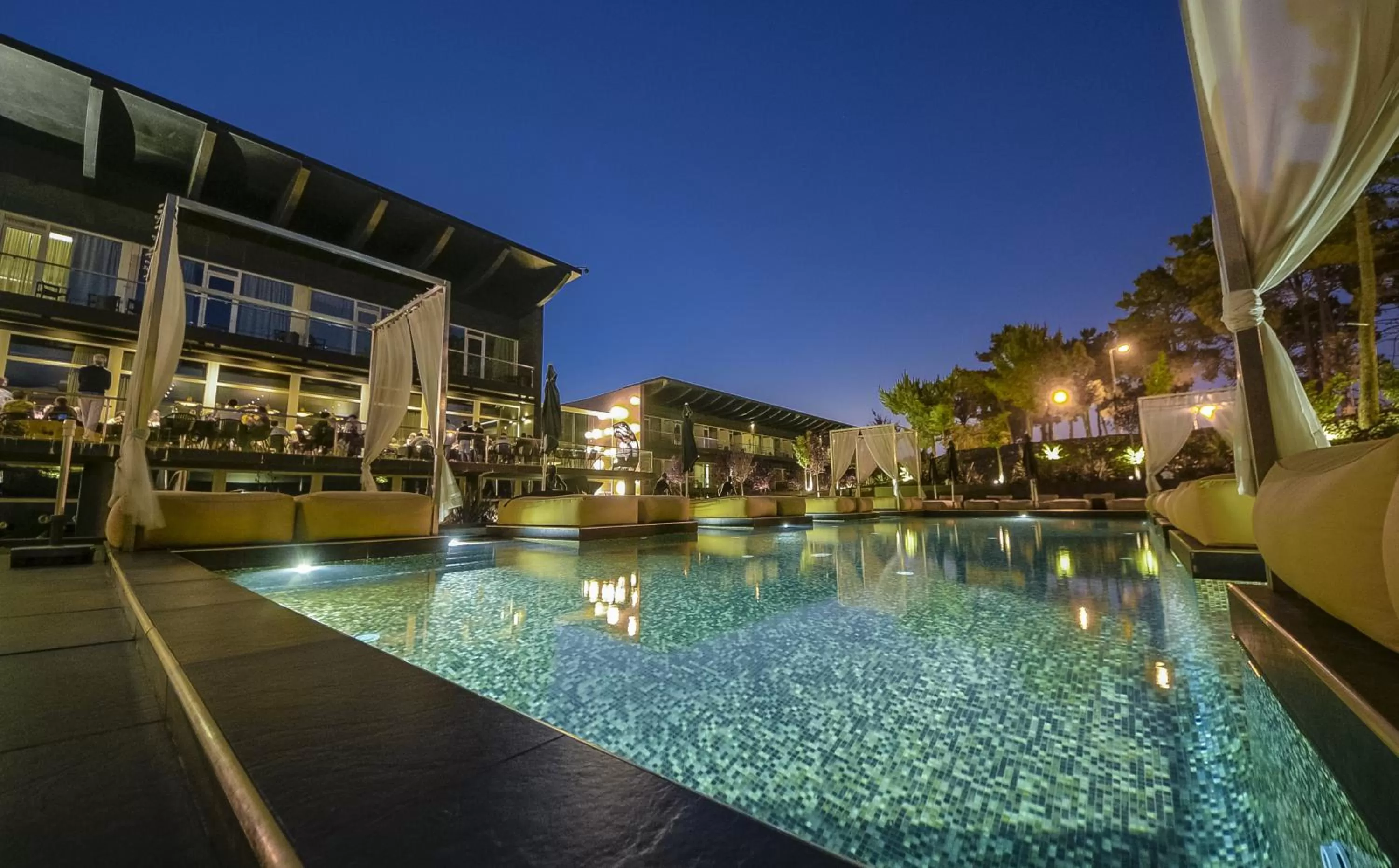 Property building in Evidencia Belverde Hotel