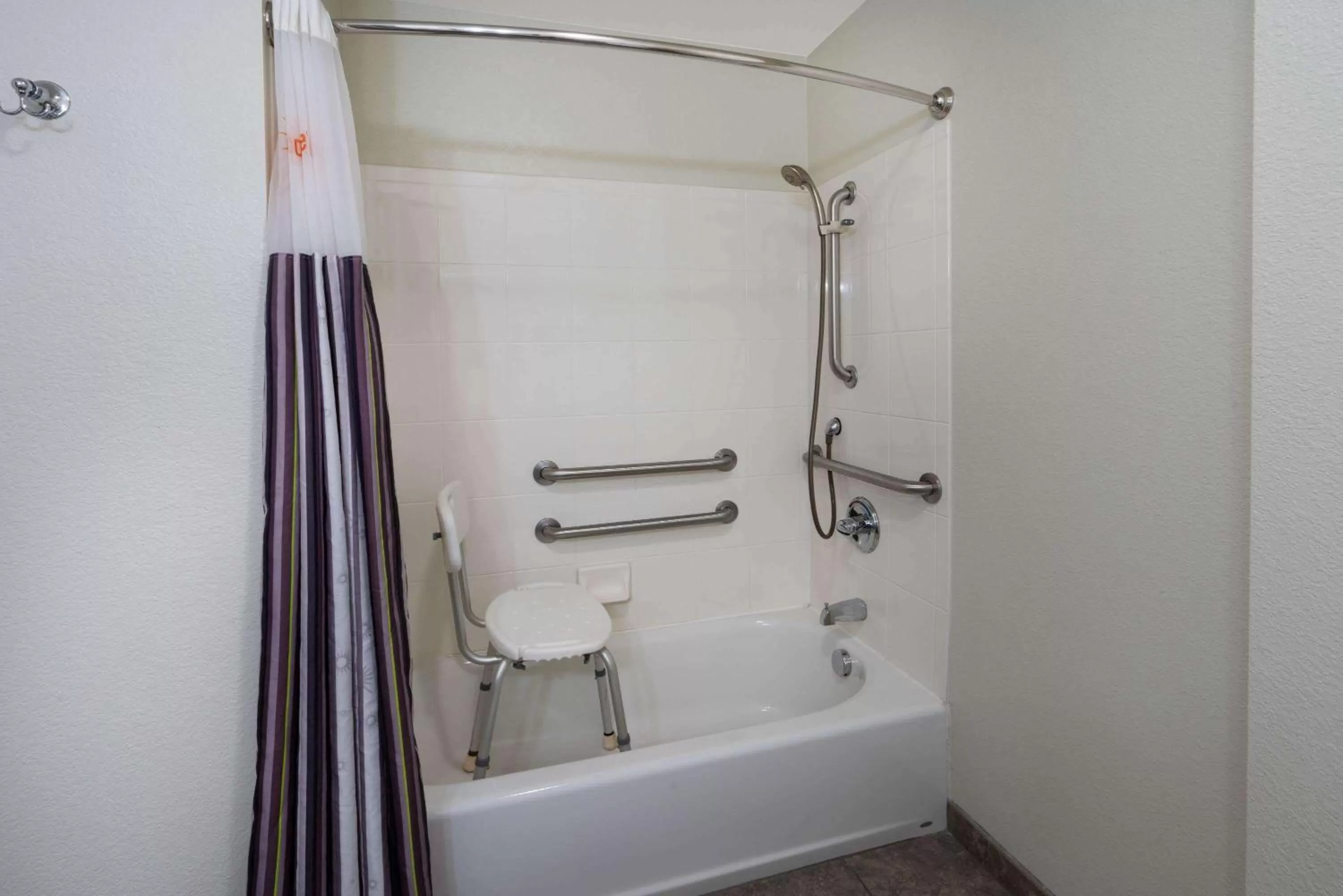 Bathroom in La Quinta Inn & Suites by Wyndham Loveland Estes Park