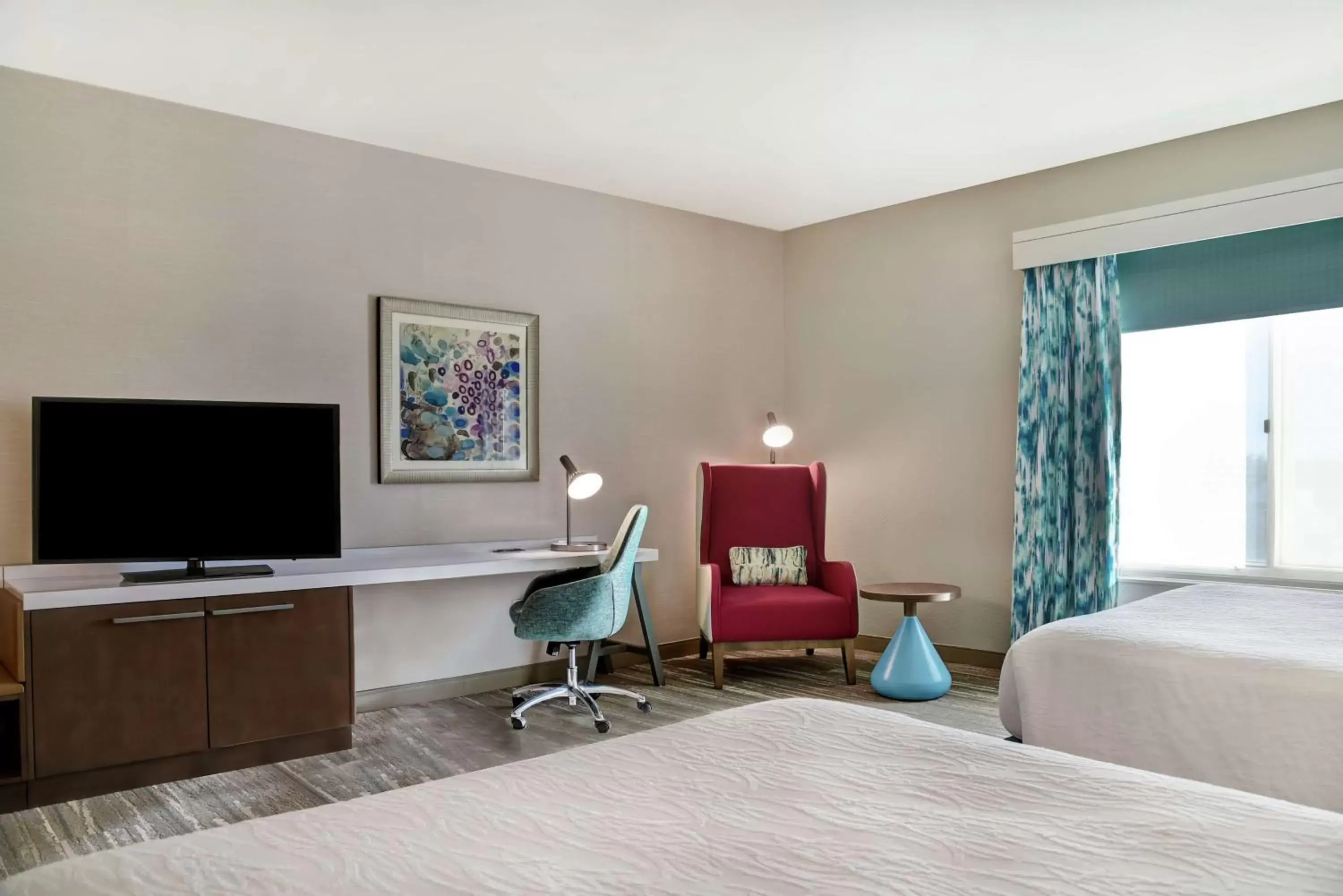 Bedroom, Bed in Hilton Garden Inn Kansas City/Kansas