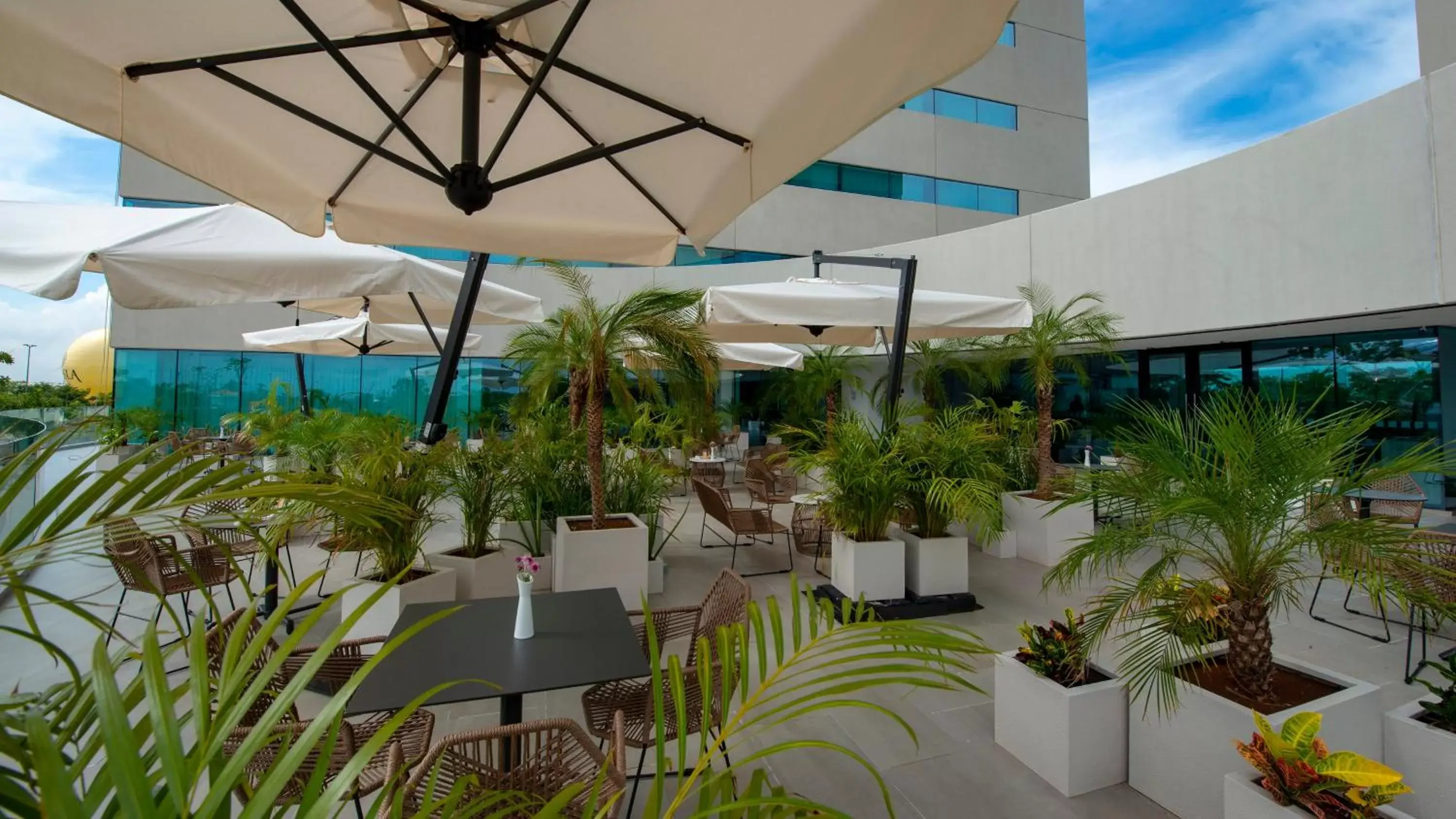 Other, Restaurant/Places to Eat in Holiday Inn & Suites - Merida La Isla, an IHG Hotel