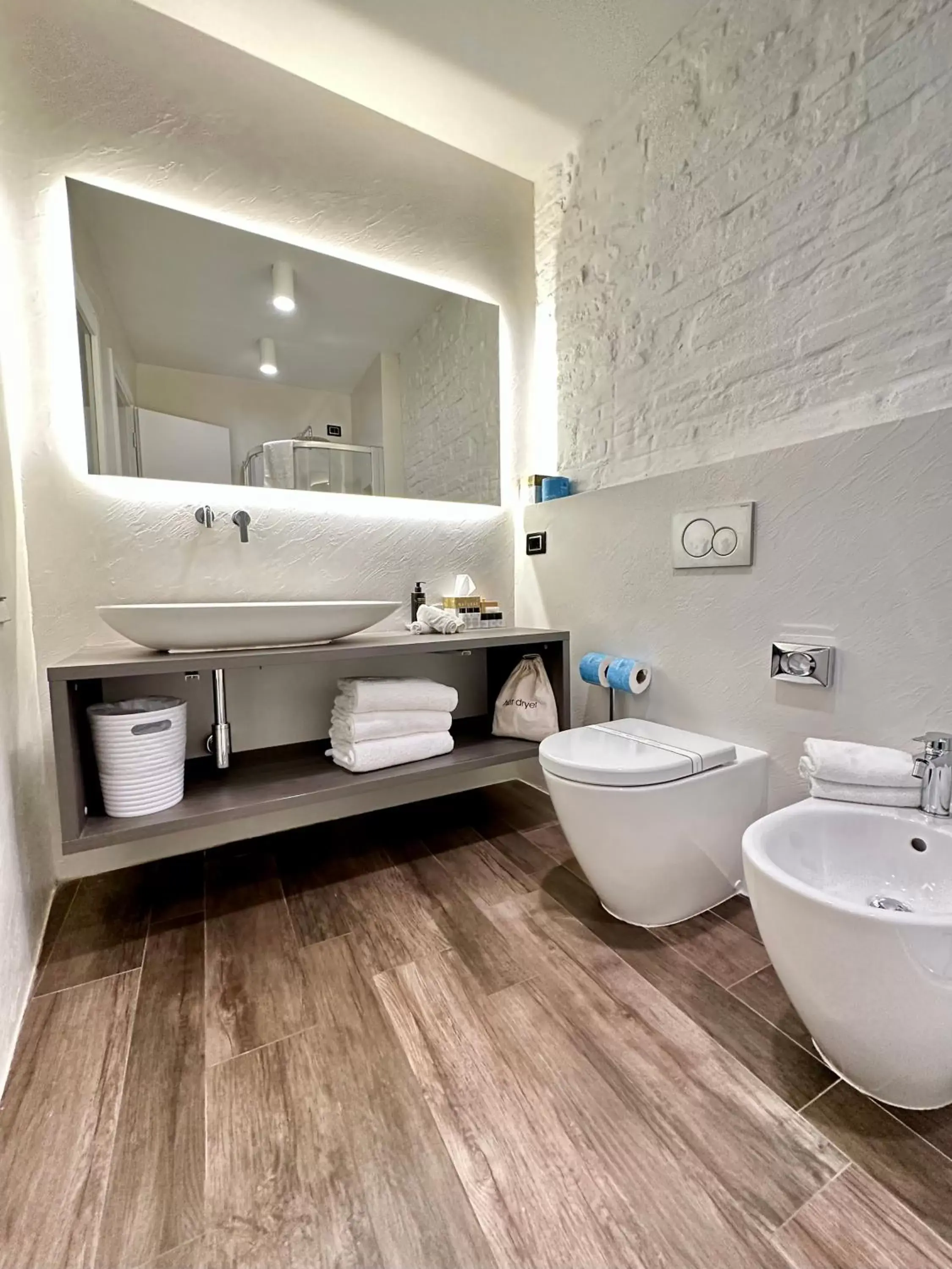 Bathroom in Globus Urban Hotel