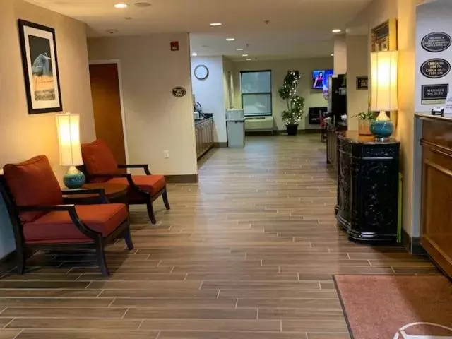 Lobby/Reception in Inn at Clinton