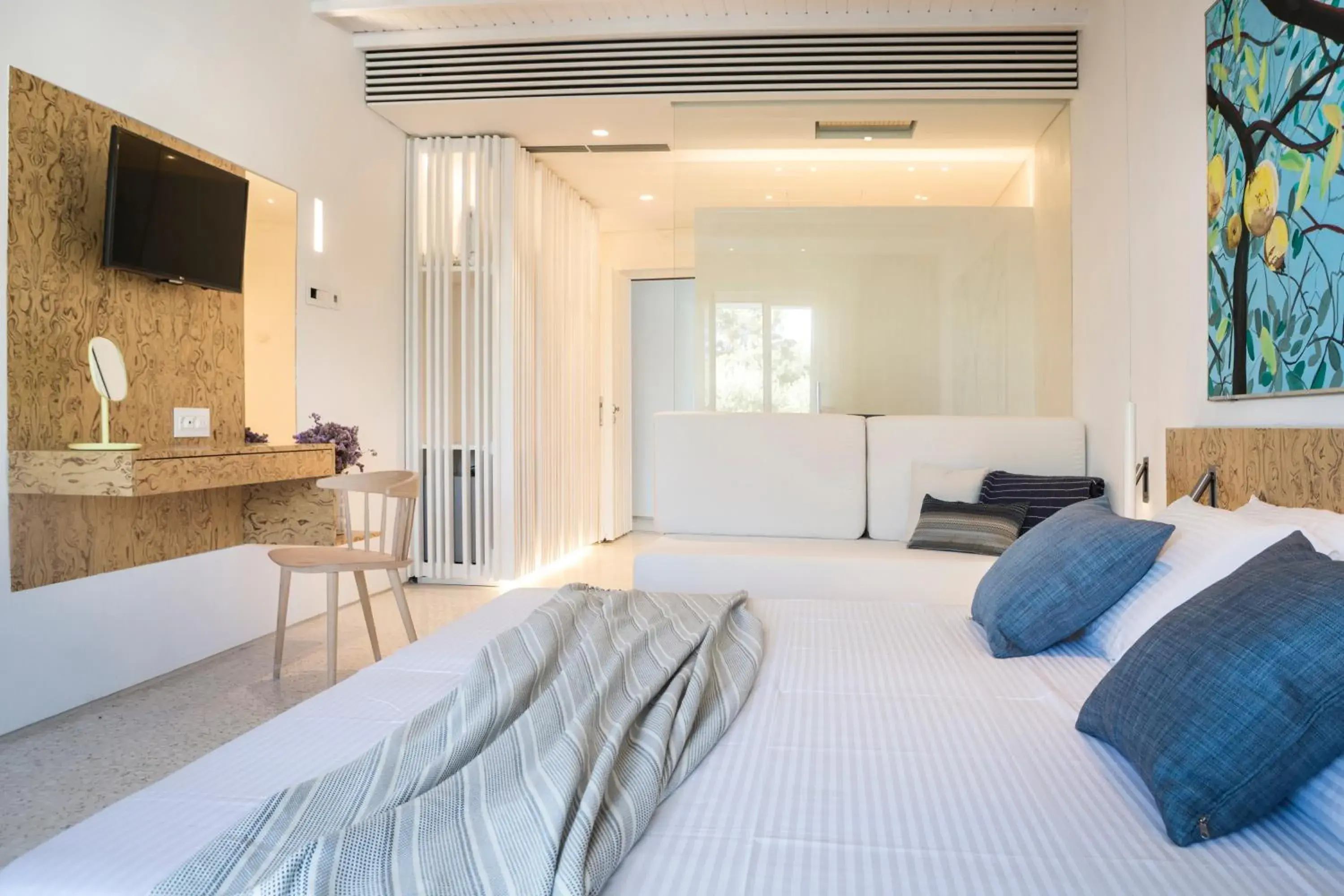 Bed in Mykonos Dove Beachfront Hotel