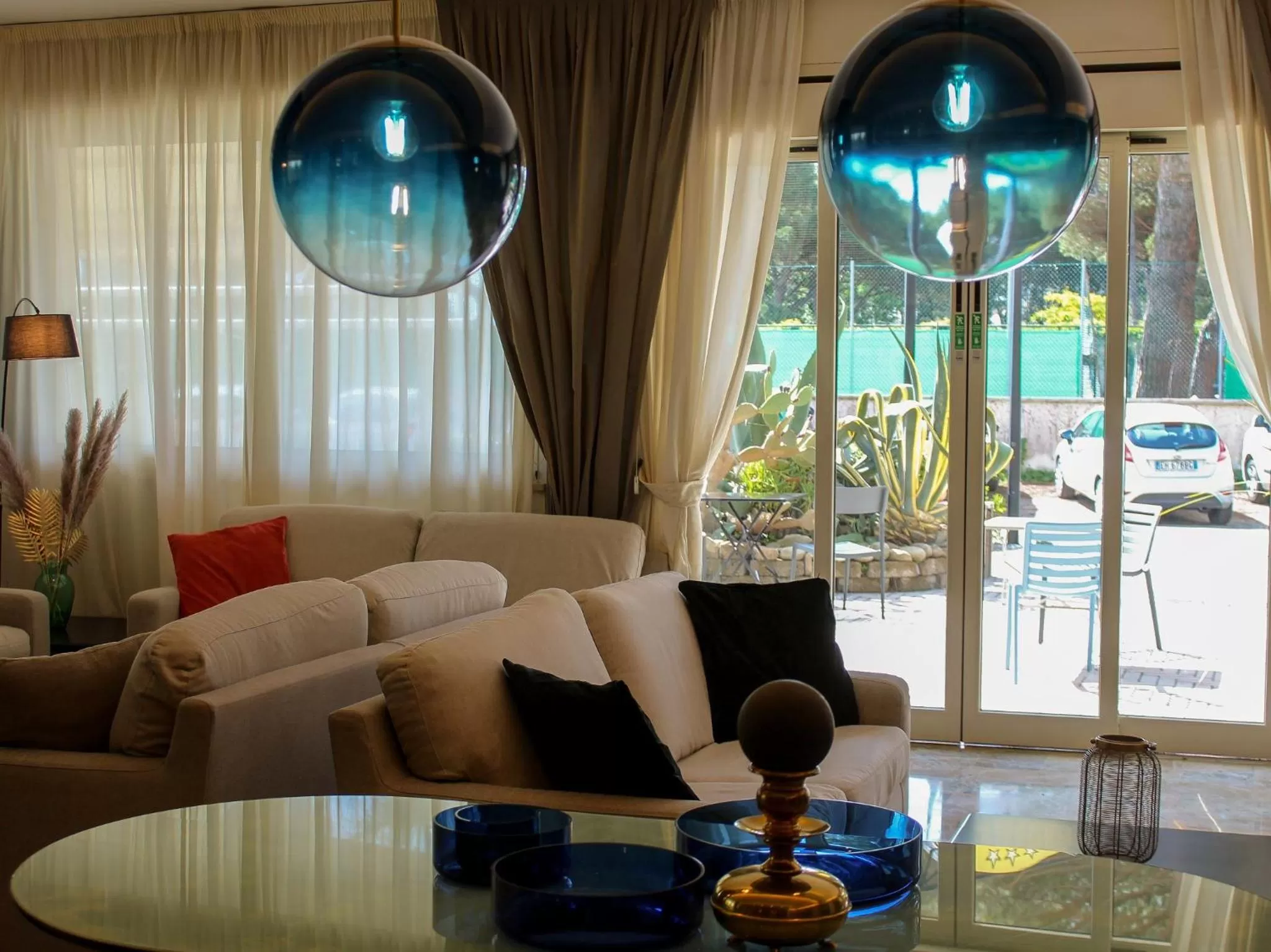 Lounge or bar in Base Hotel Helios Colazione disponibile fino alle 12