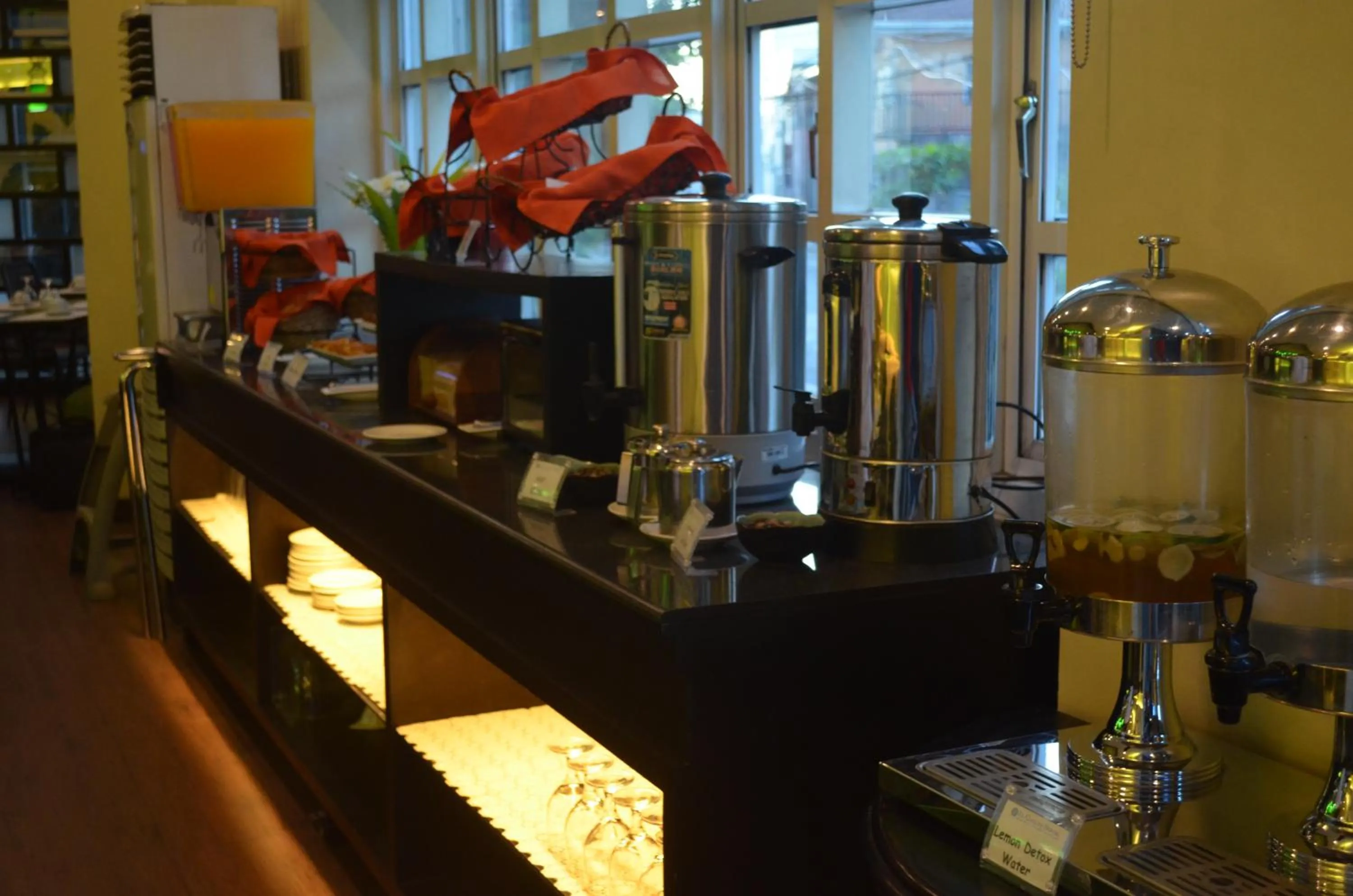 El Cielito Inn - Sta. Rosa