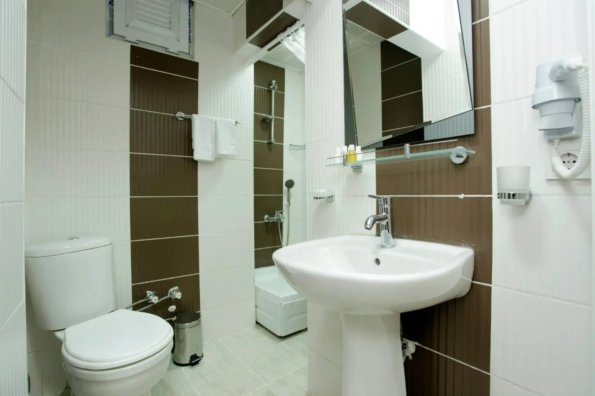 Toilet, Bathroom in Taksim Istiklal Suites