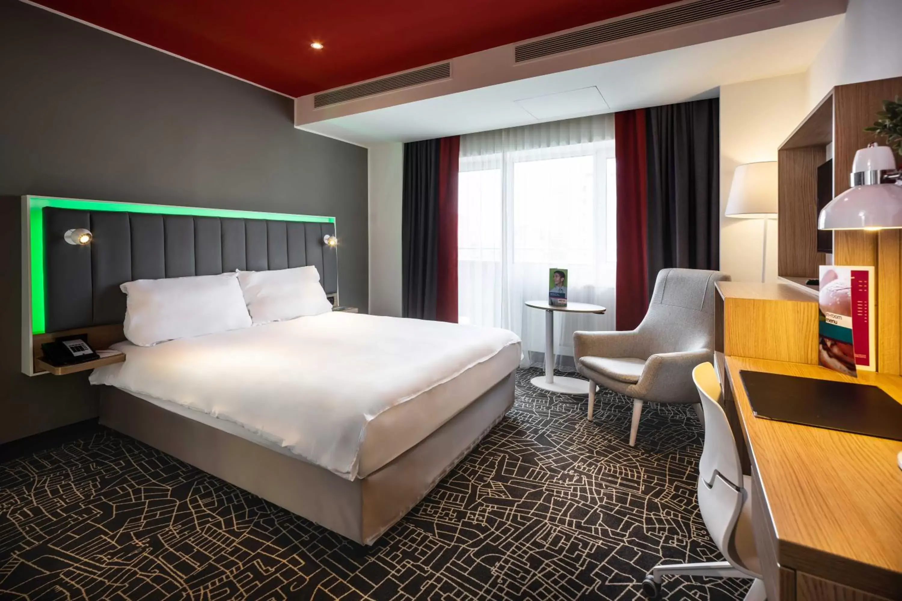 Bedroom, Bed in Park Inn by Radisson Bucharest Hotel & Residence