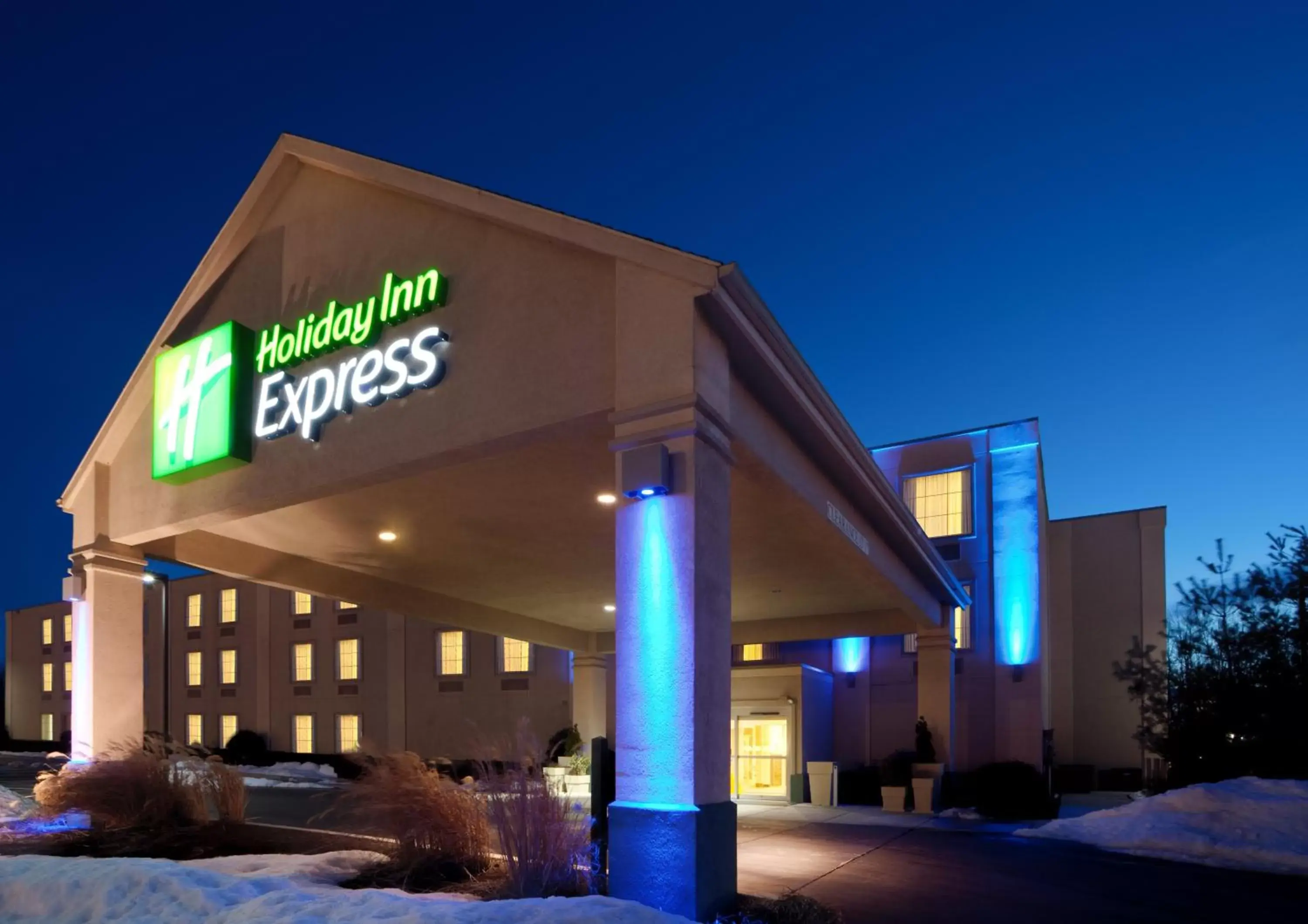 Property building in Holiday Inn Express Hanover by IHG Property building in Holiday Inn Express Hanover by IHG