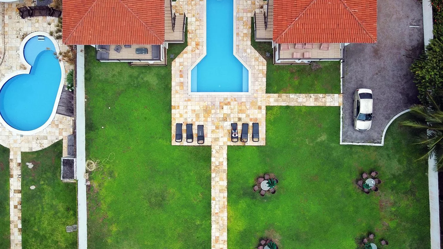 Bird's eye view in Manga Verde Beach Residence