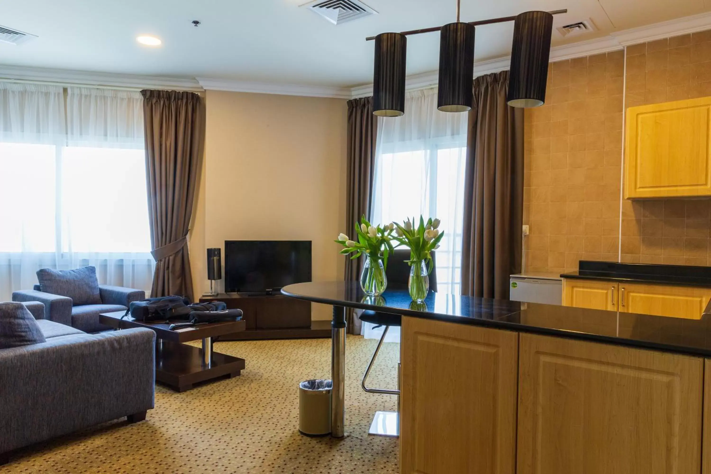 Living room, Seating Area in Kingsgate Hotel Doha by Millennium Hotels.