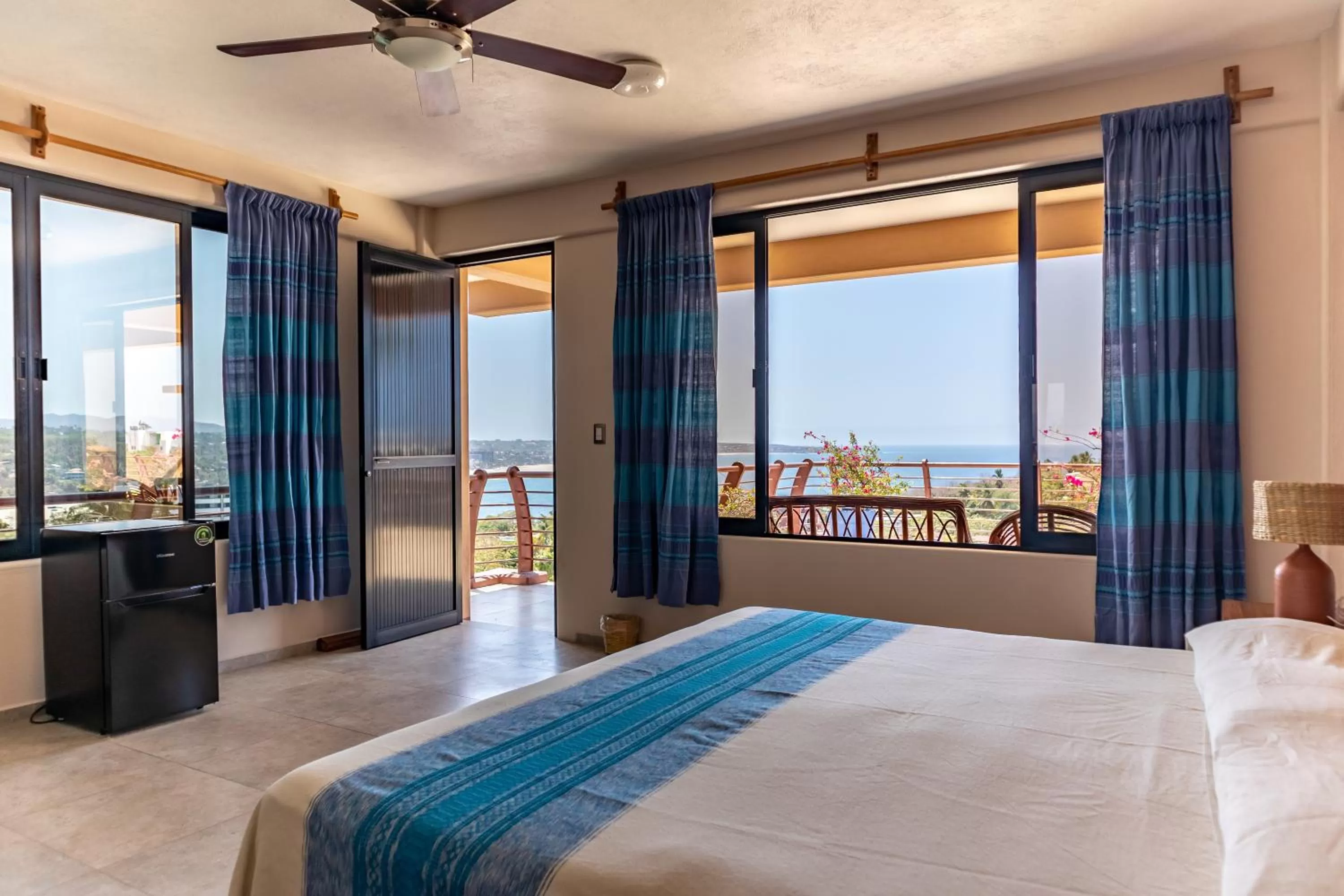 Bed in Hotel El Mirador