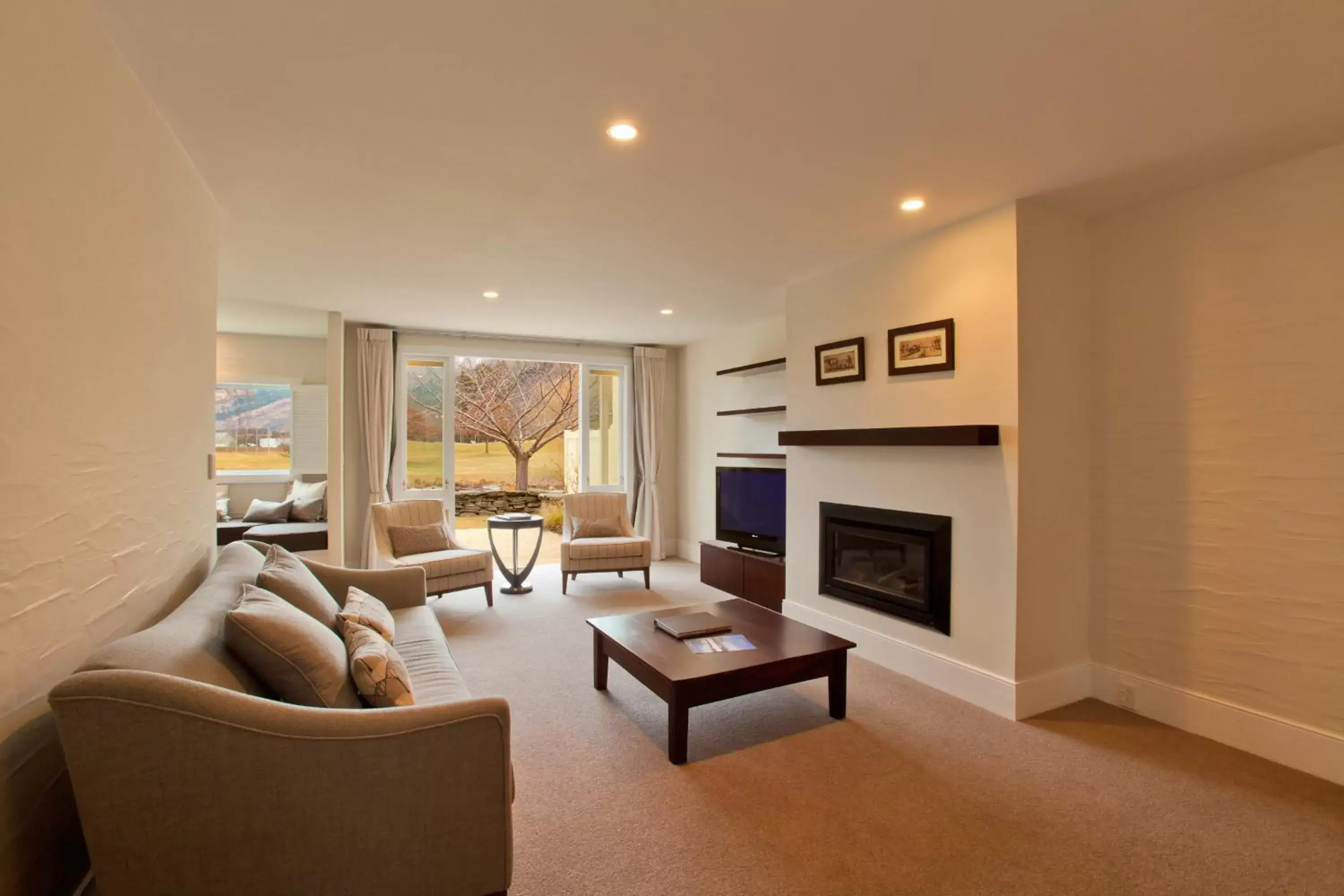 Living room, Seating Area in Millbrook Resort