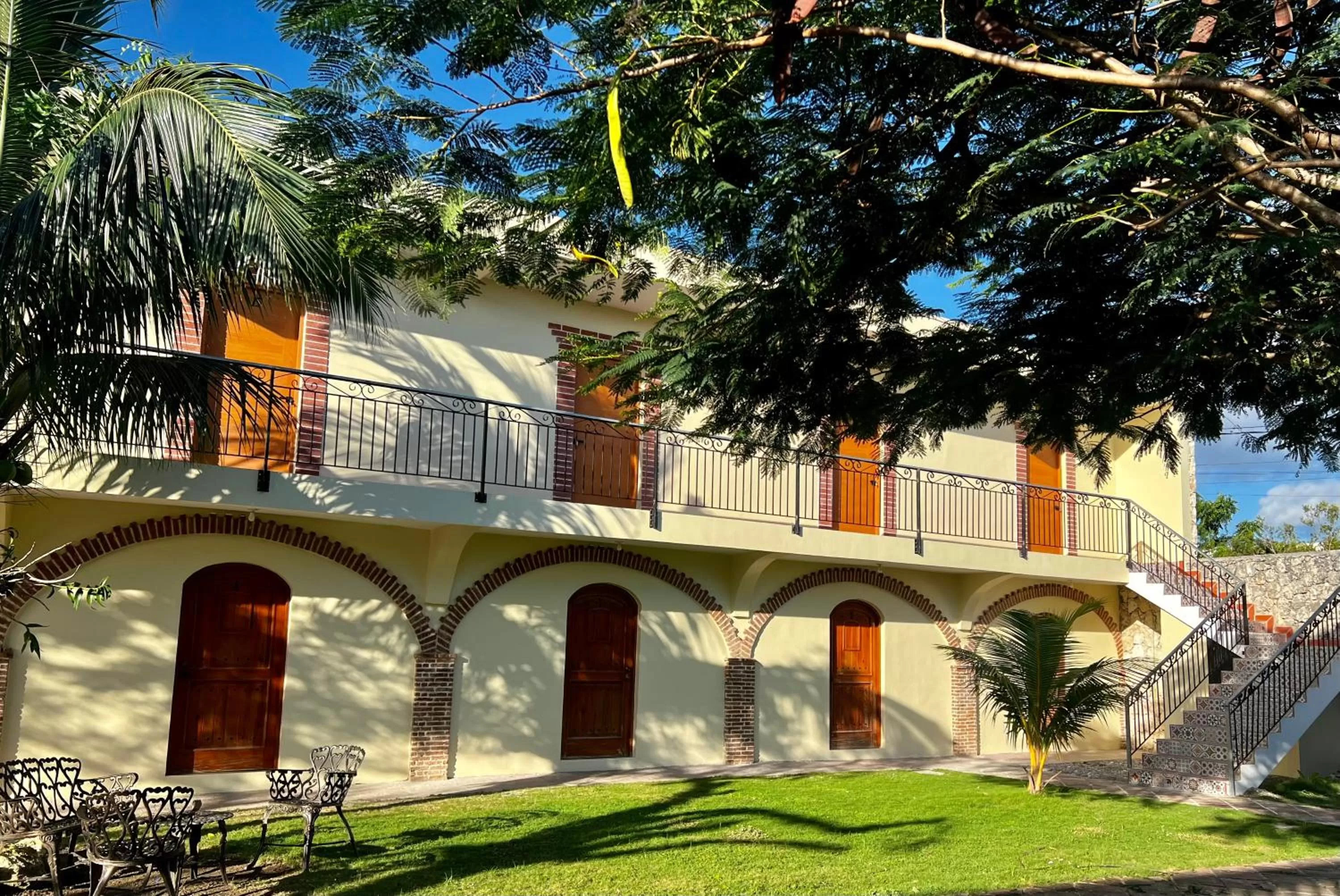 Property building in Hotel Yamilí