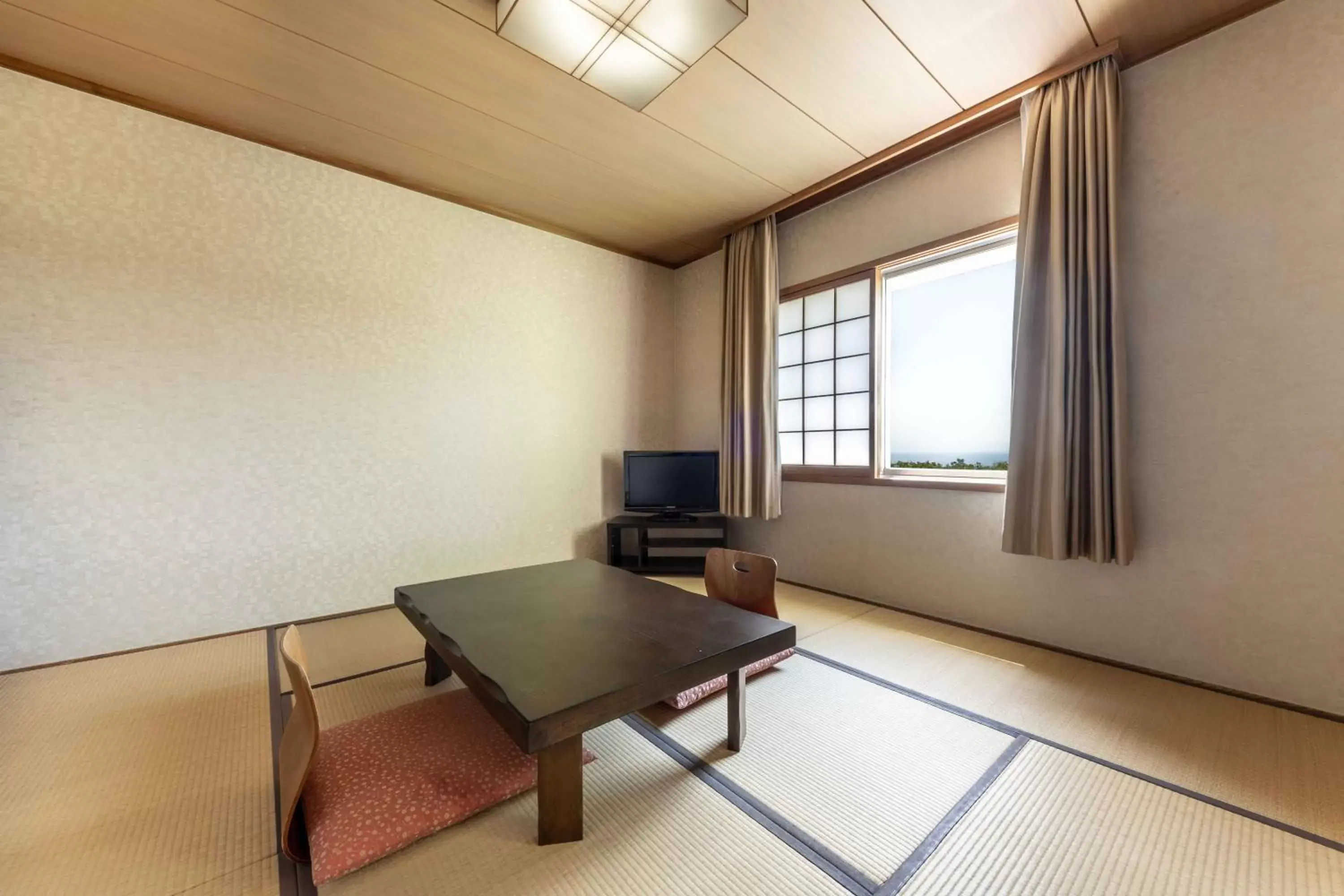 TV and multimedia, TV/Entertainment Center in Spa and Resort Hotel Solage Oita Hiji Beppuwan