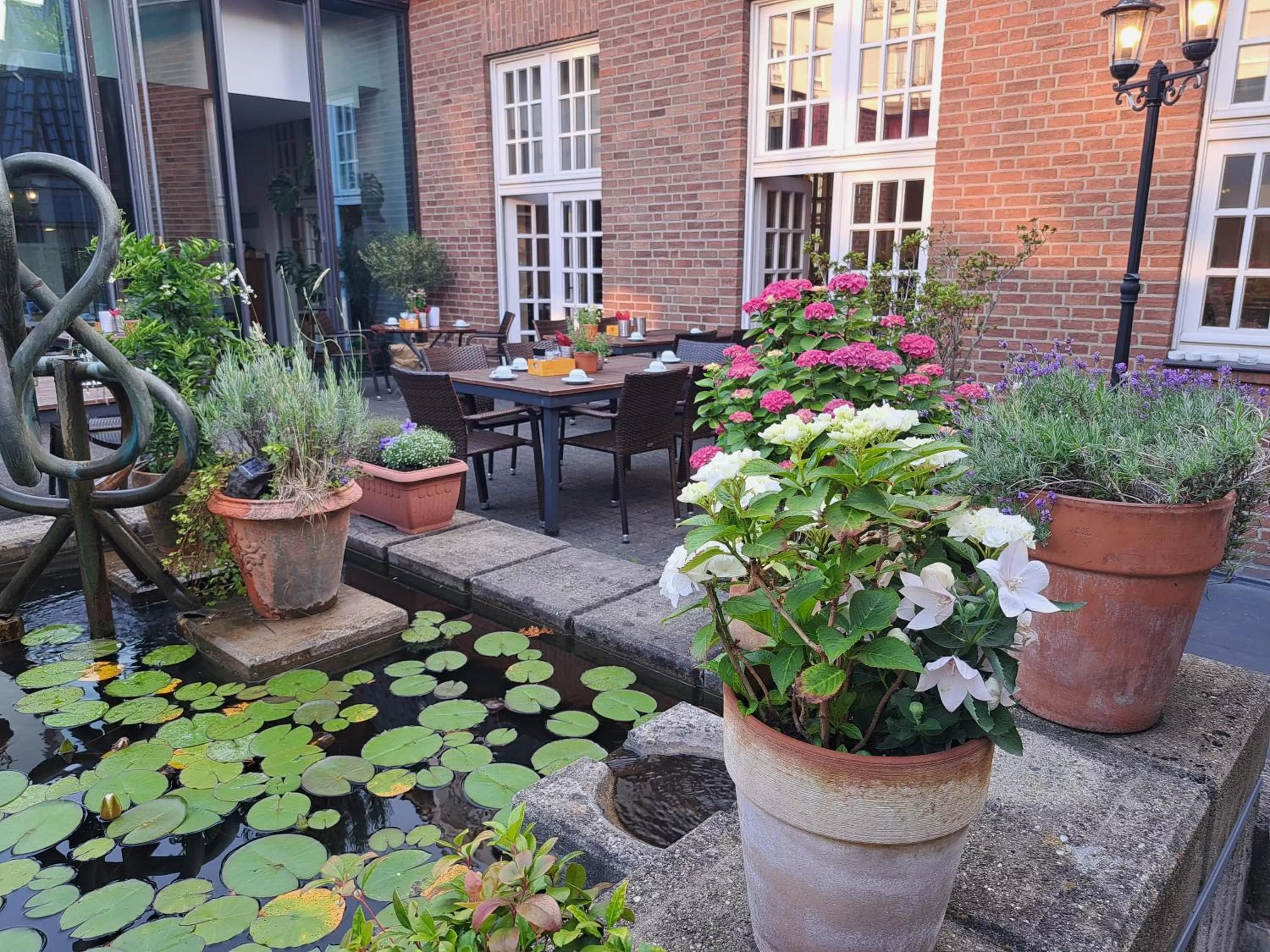 Restaurant/places to eat in Hotel am Stadtpark