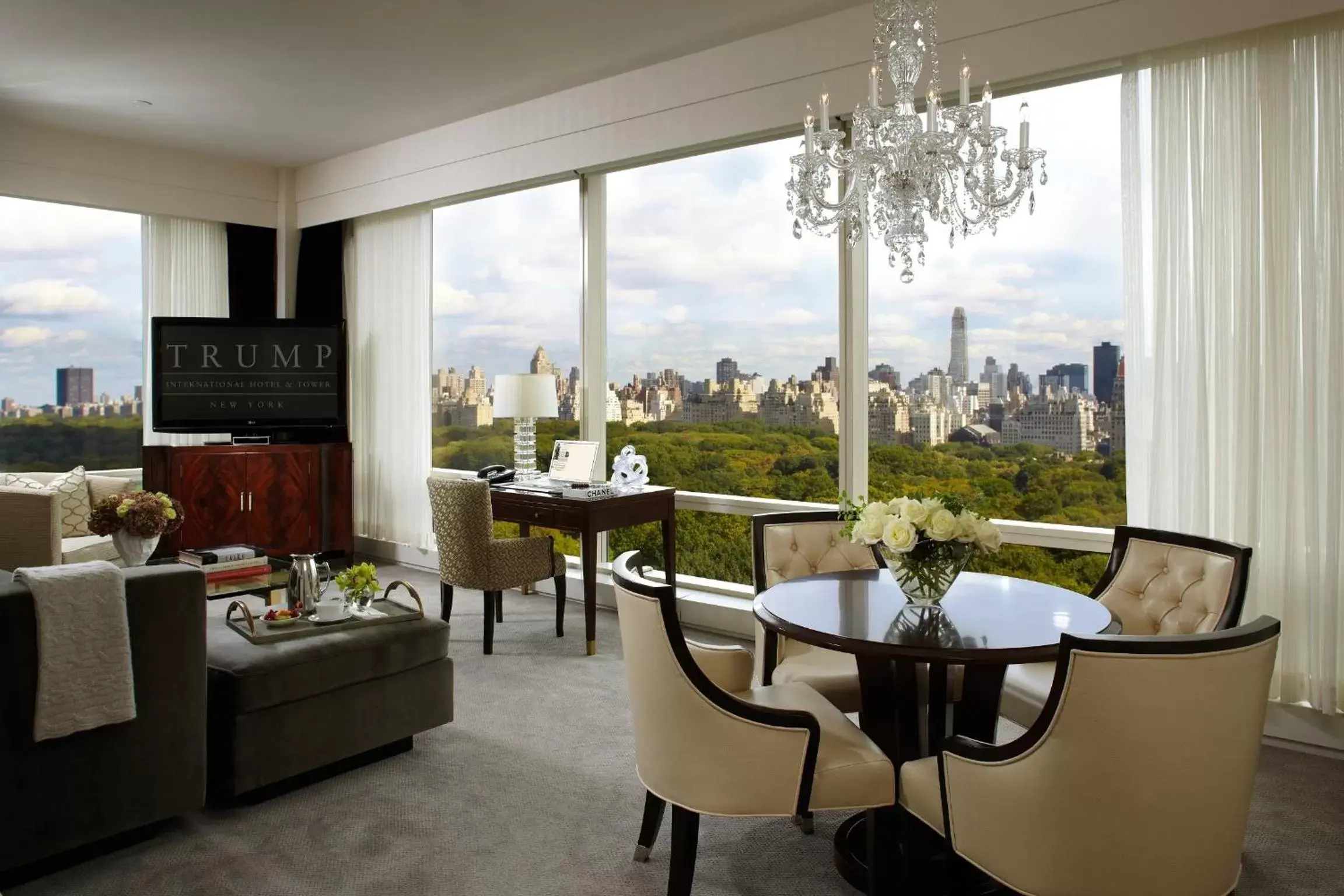 Living room in Trump International New York Living room in Trump International New York