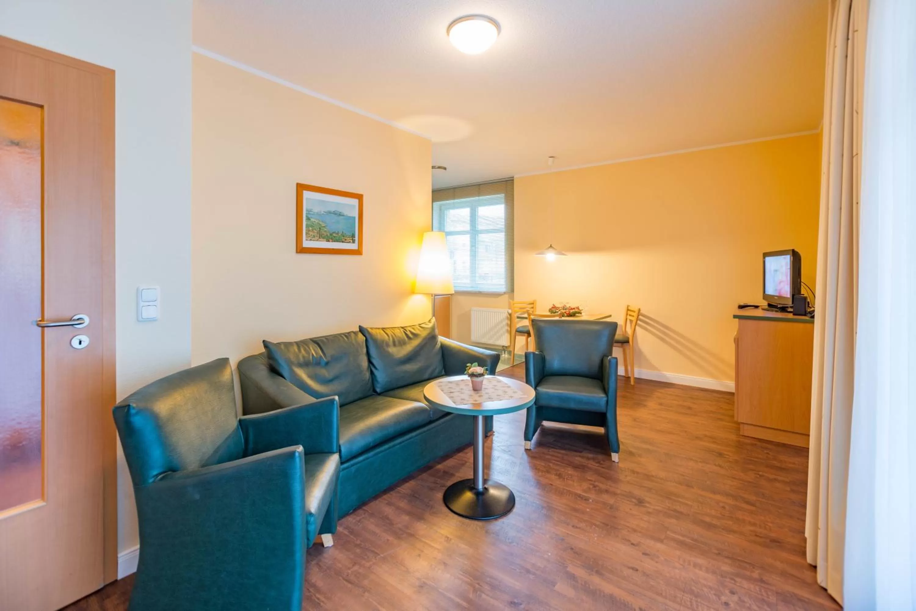 Photo of the whole room in Am Weststrand Apartmenthaus Waldeck