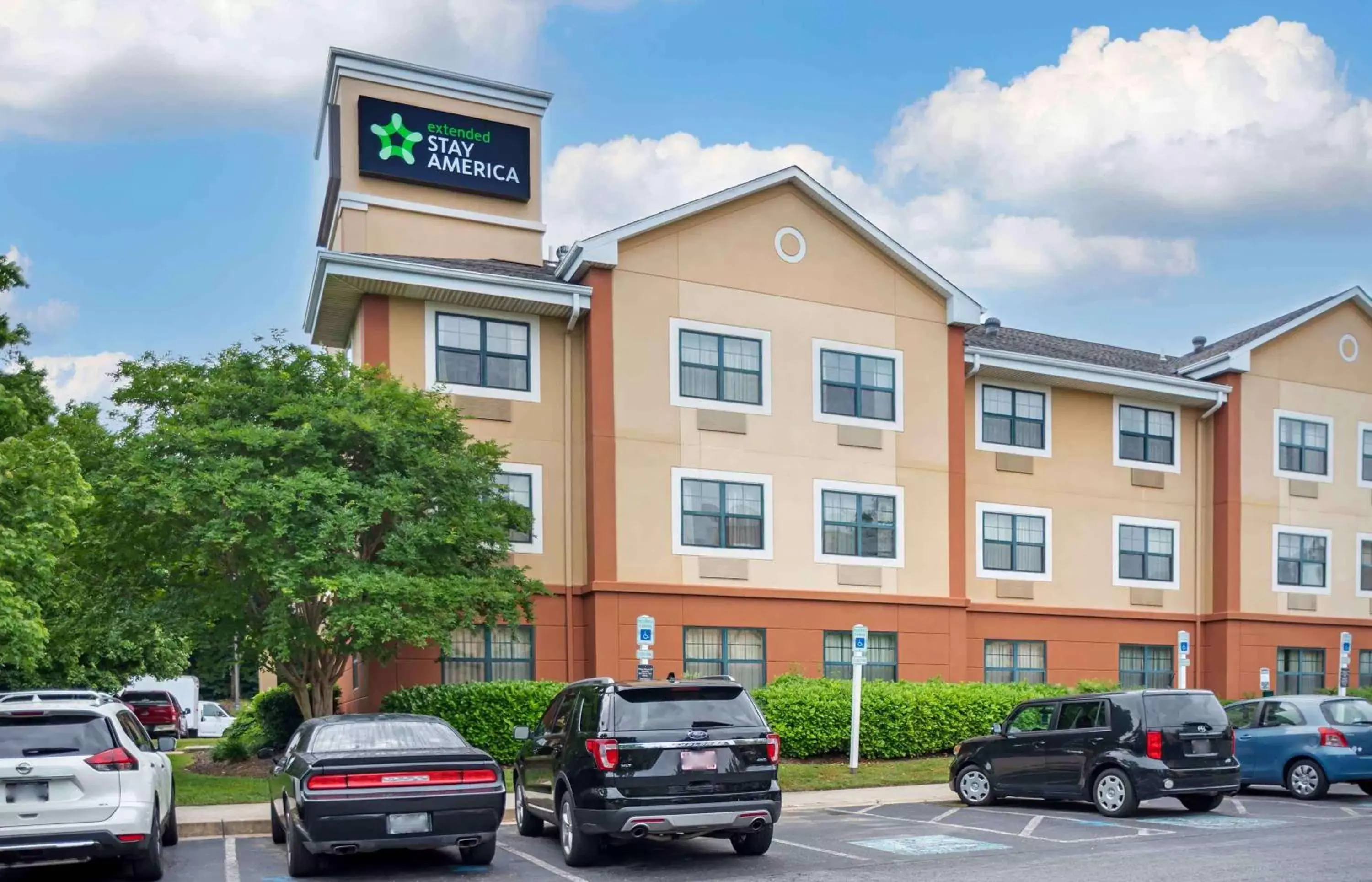 Property Building in Extended Stay America Suites - Columbia - Columbia Parkway