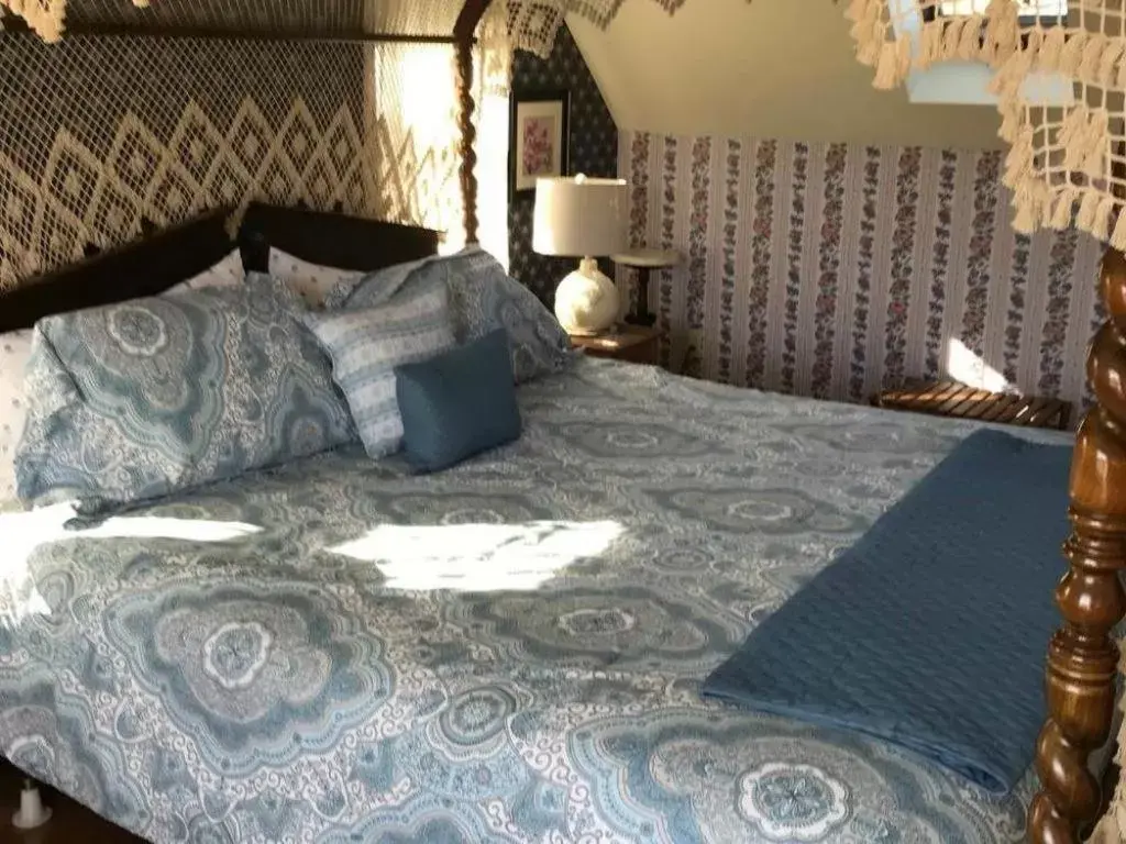 Bedroom, Bed in Gardenview Bed and Breakfast Bedroom, Bed in Gardenview Bed and Breakfast