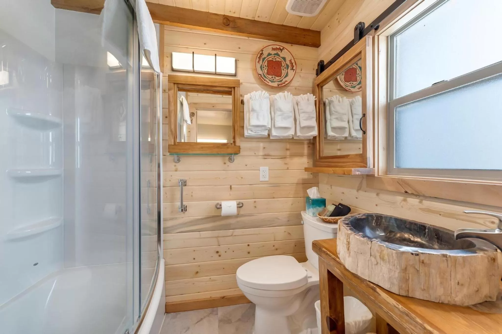 Shower in Stone Lizard Lodge