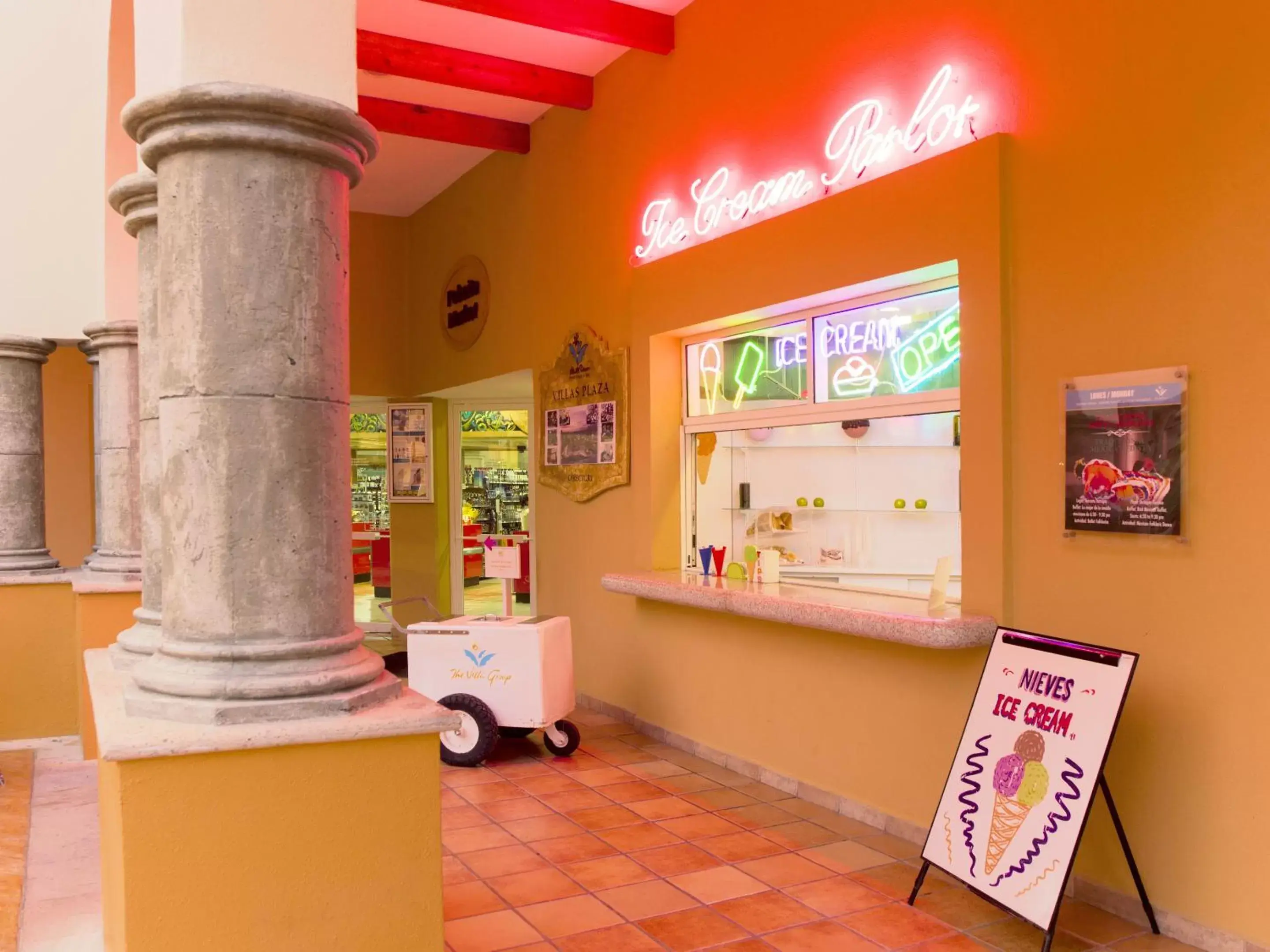 Restaurant/places to eat in Villa del Palmar Beach Resort & Spa Restaurant/places to eat in Villa del Palmar Beach Resort & Spa