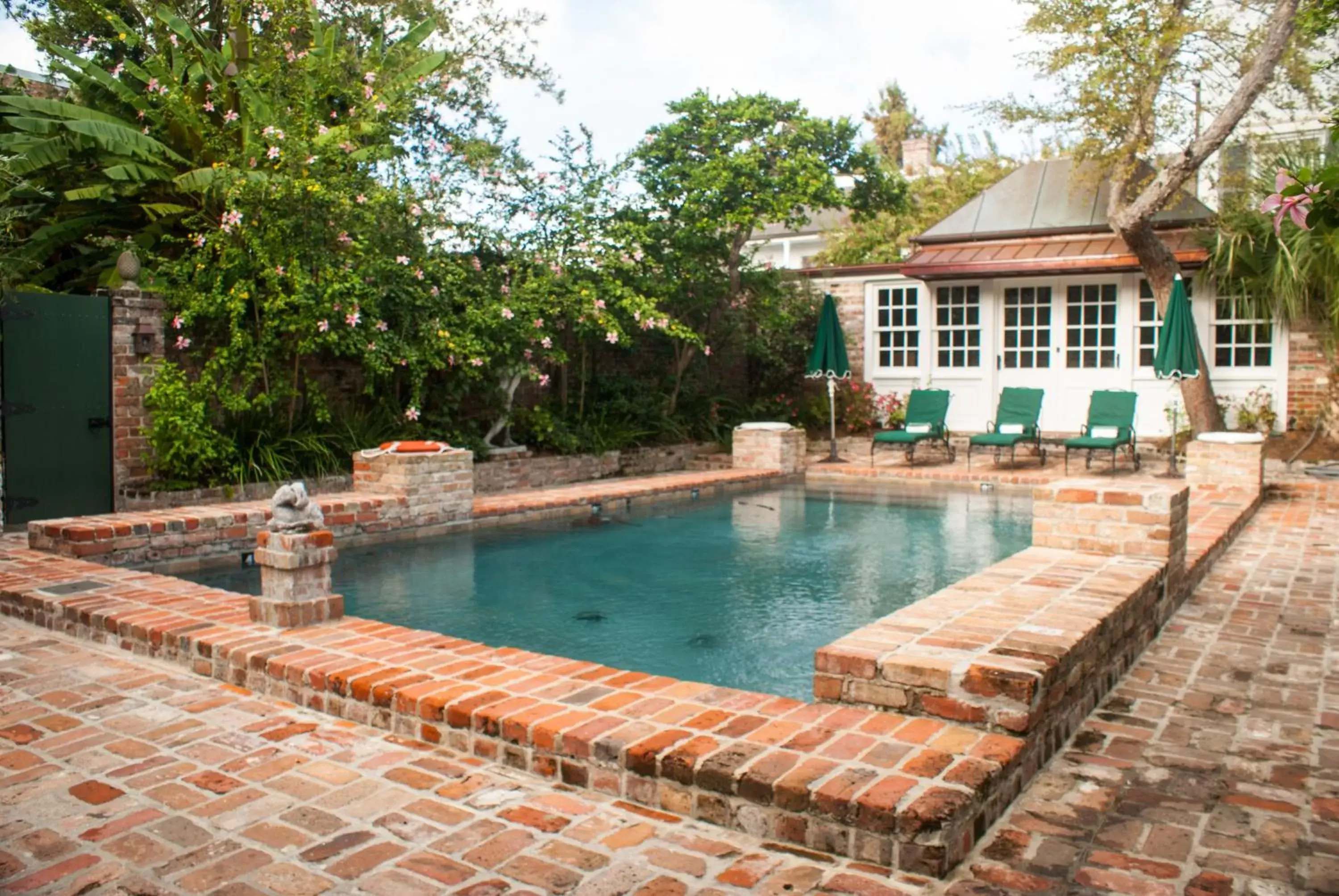 Day, Swimming Pool in Audubon Cottages