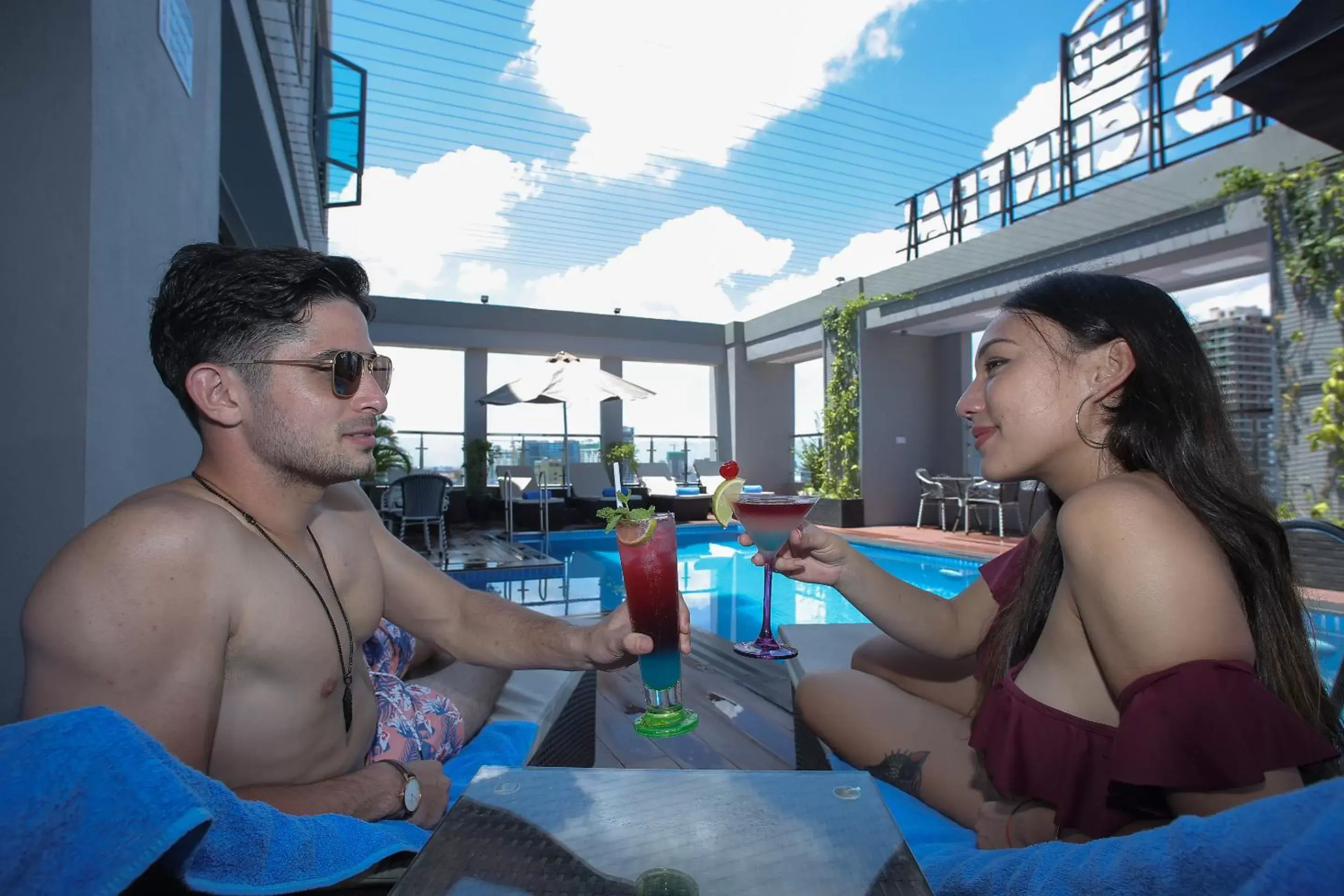 Swimming pool in HM Grand Central Hotel