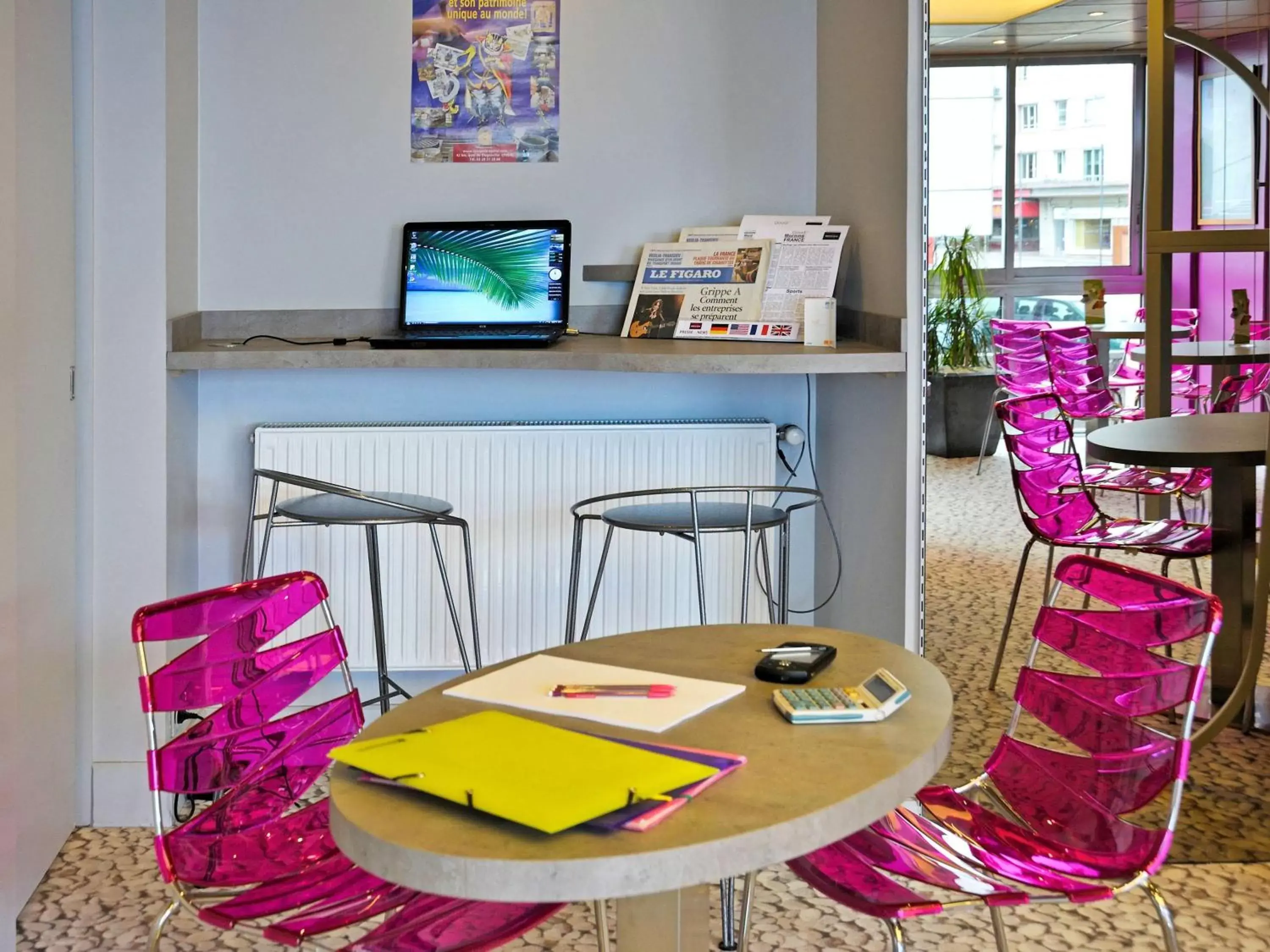 Lounge or bar, Business Area/Conference Room in Mercure Epinal Centre