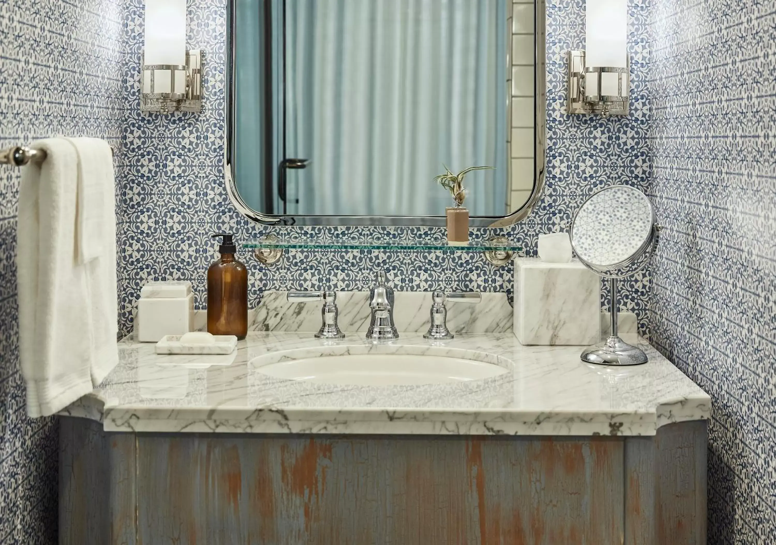 Deluxe One-Bedroom Suite in Pendry San Diego Deluxe One-Bedroom Suite in Pendry San Diego