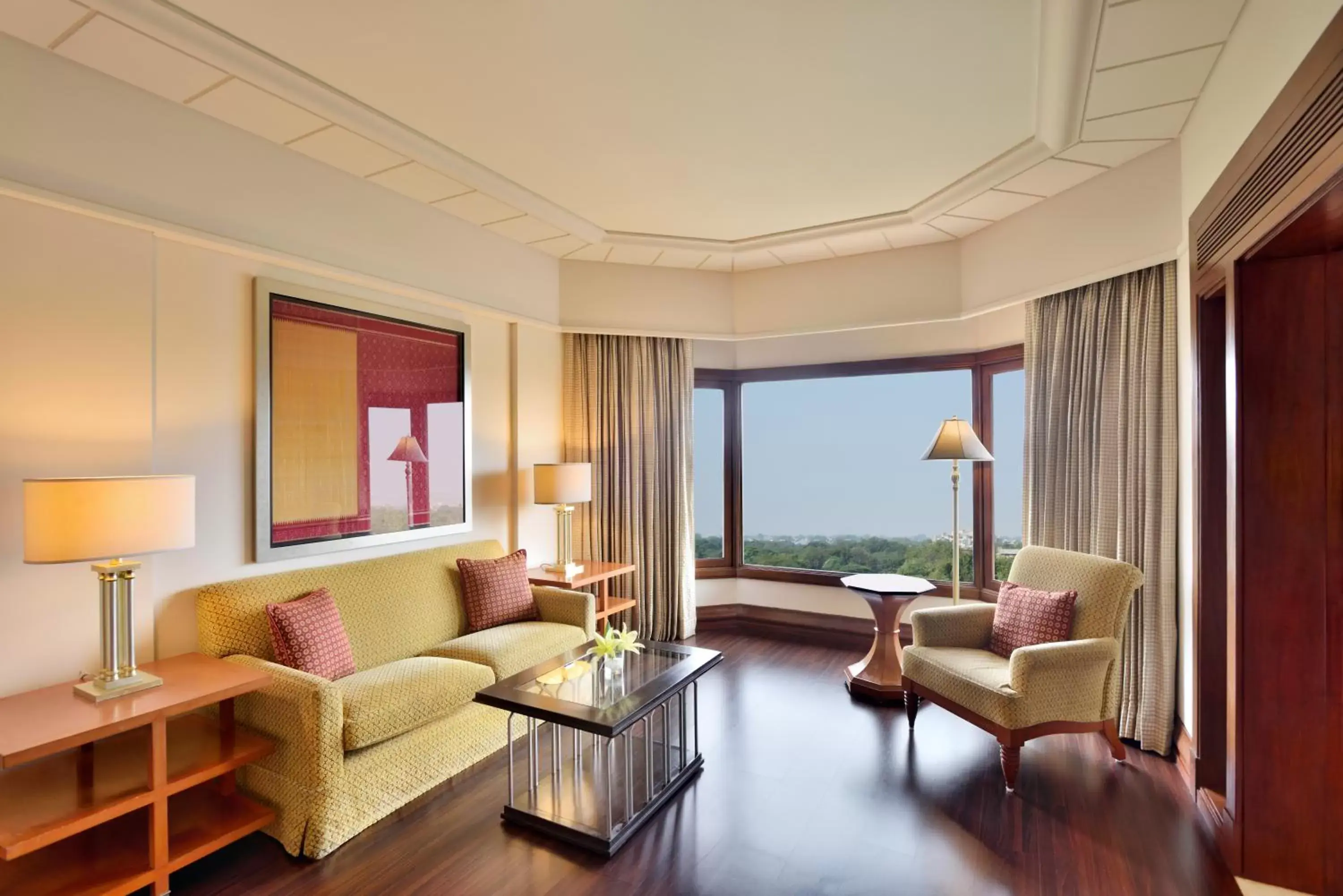 Living room, Seating Area in Hyderabad Marriott Hotel & Convention Centre